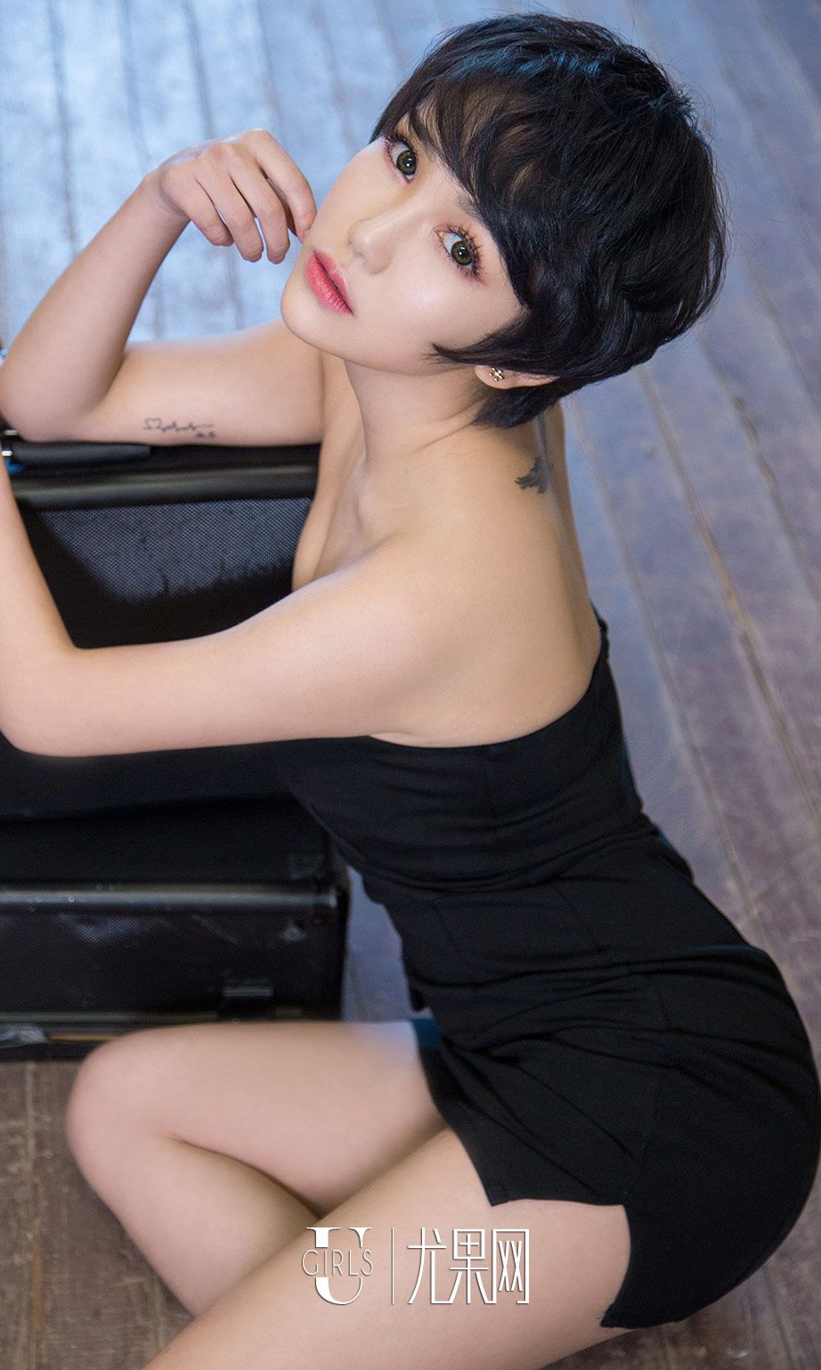 小悦悦《悦色撩人》 尤果圈 No.693 [40P]