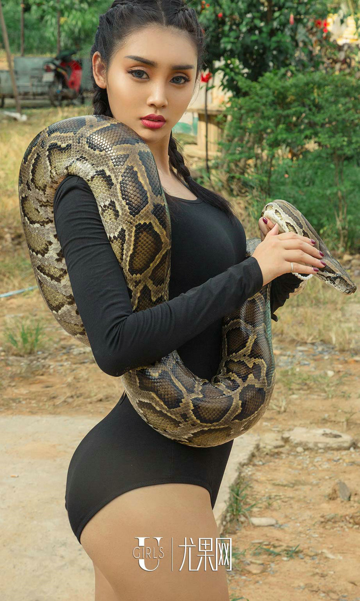 尤菲儿《冷血美人》 UGirls 爱尤物 No.1121 [35P]