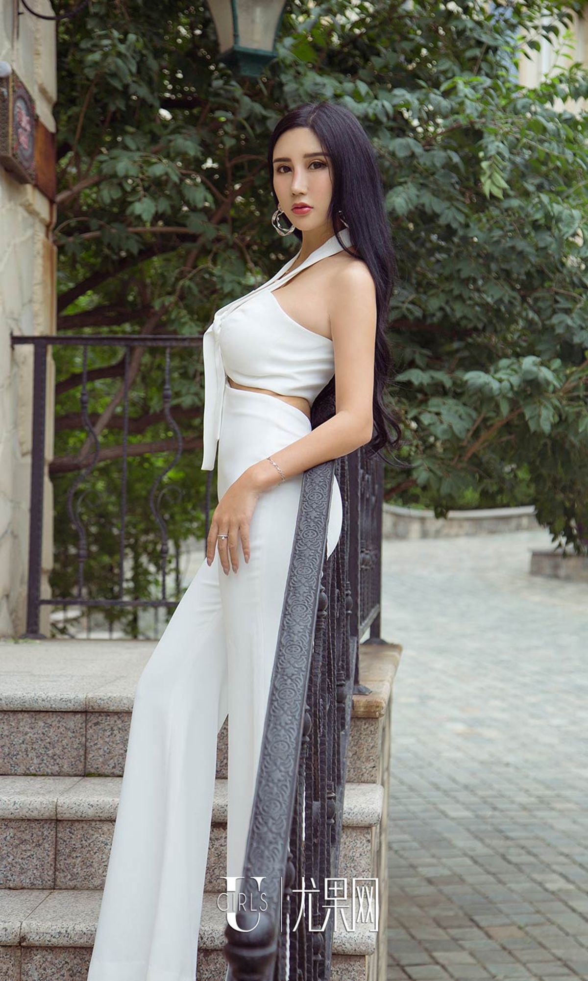 UGirls 爱尤物 No.1208 艾霓莎 心花路放 [35P]