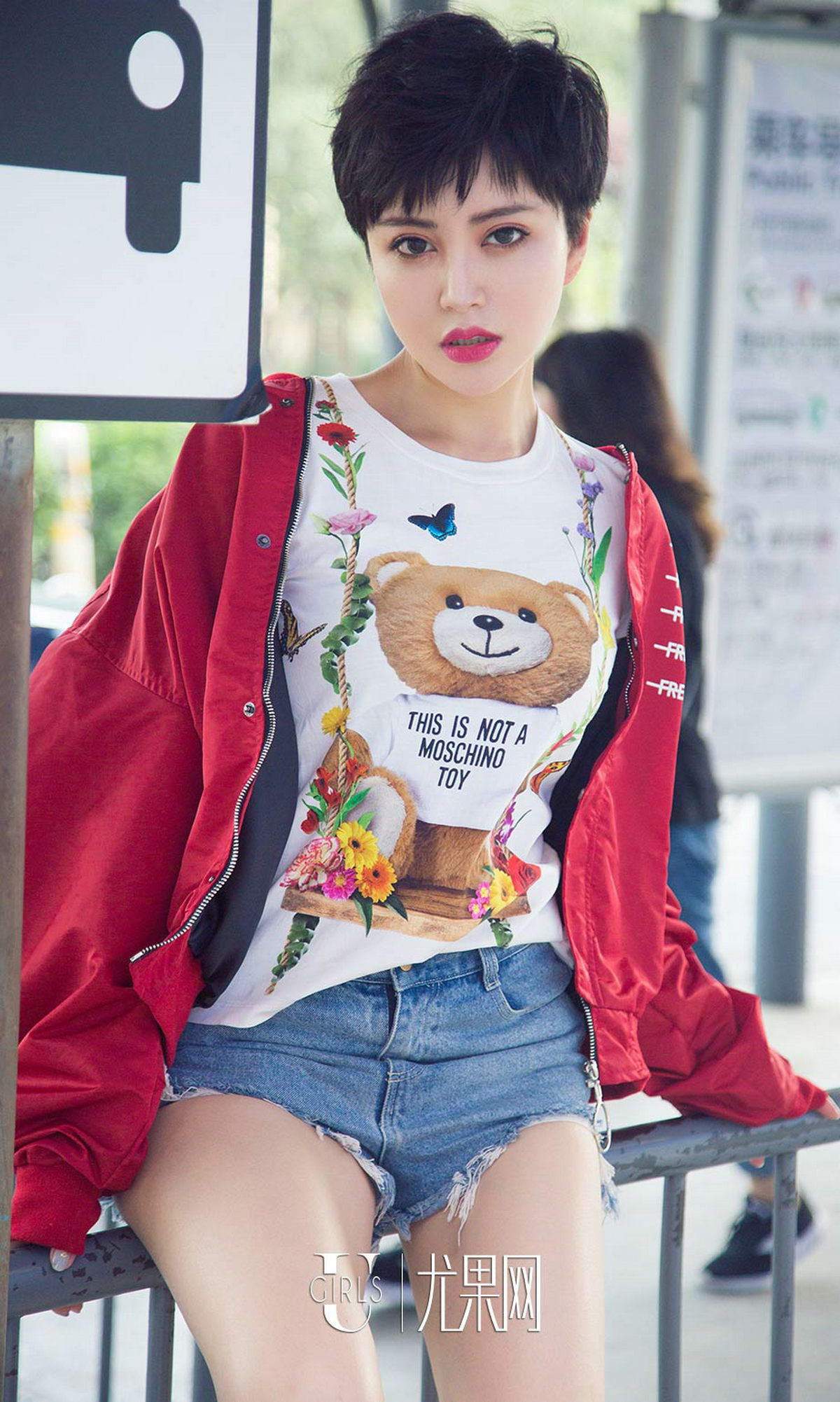 金卓然《融化的冰激凌》 尤果圈 No.1102 [35P]