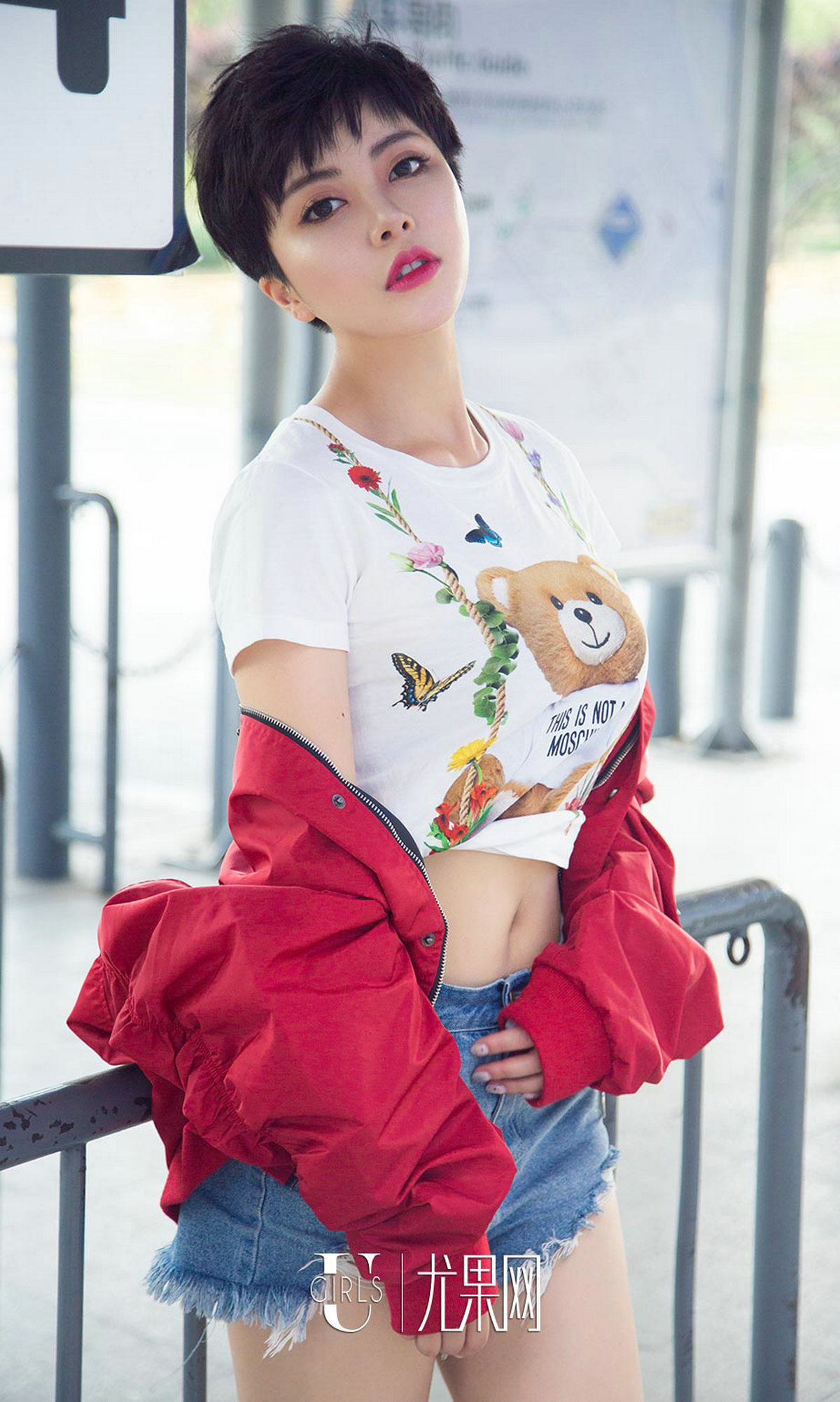 金卓然《融化的冰激凌》 尤果圈 No.1102 [35P]