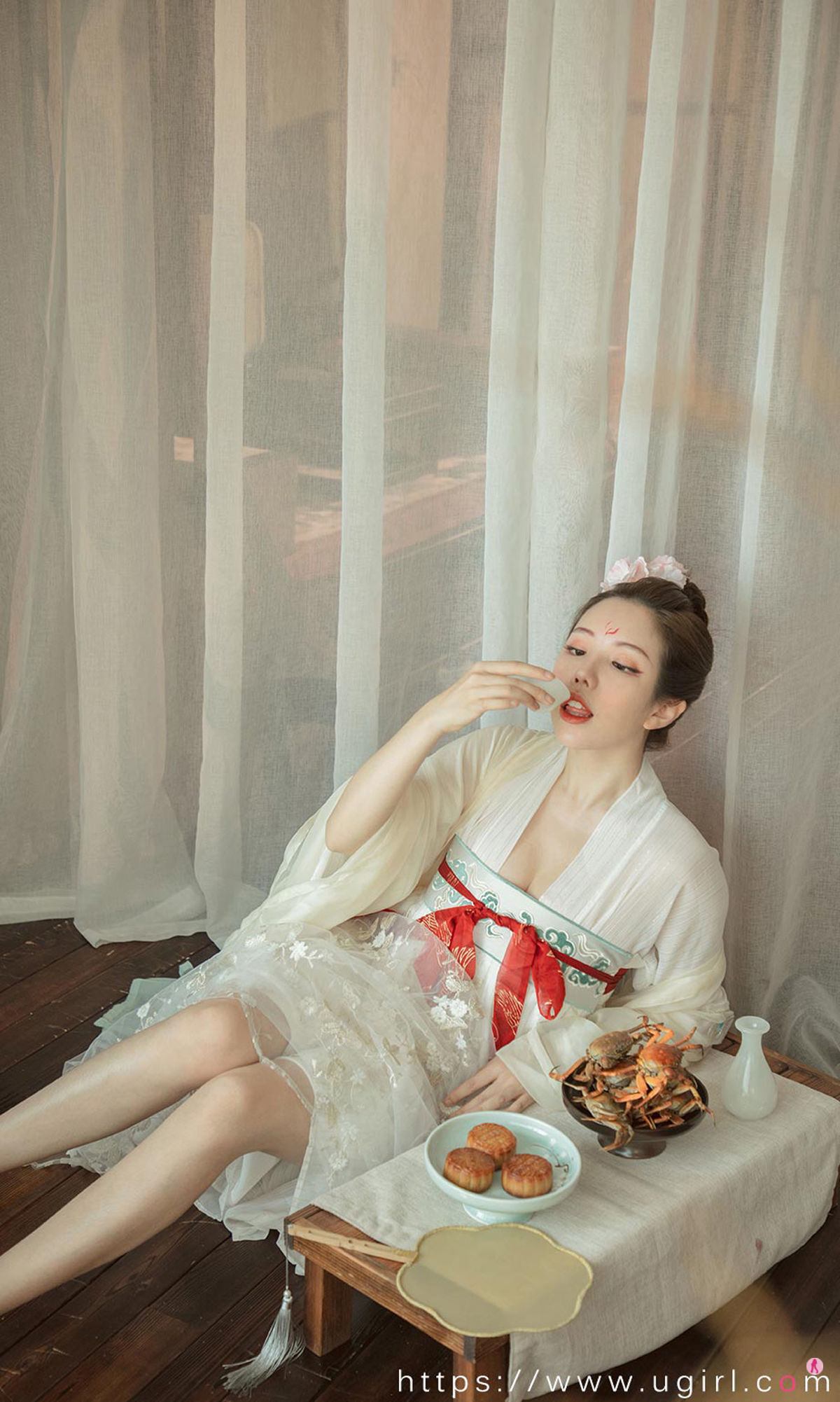 UGirls 爱尤物 No.1923 妮小妖 花满月夜 [35P]