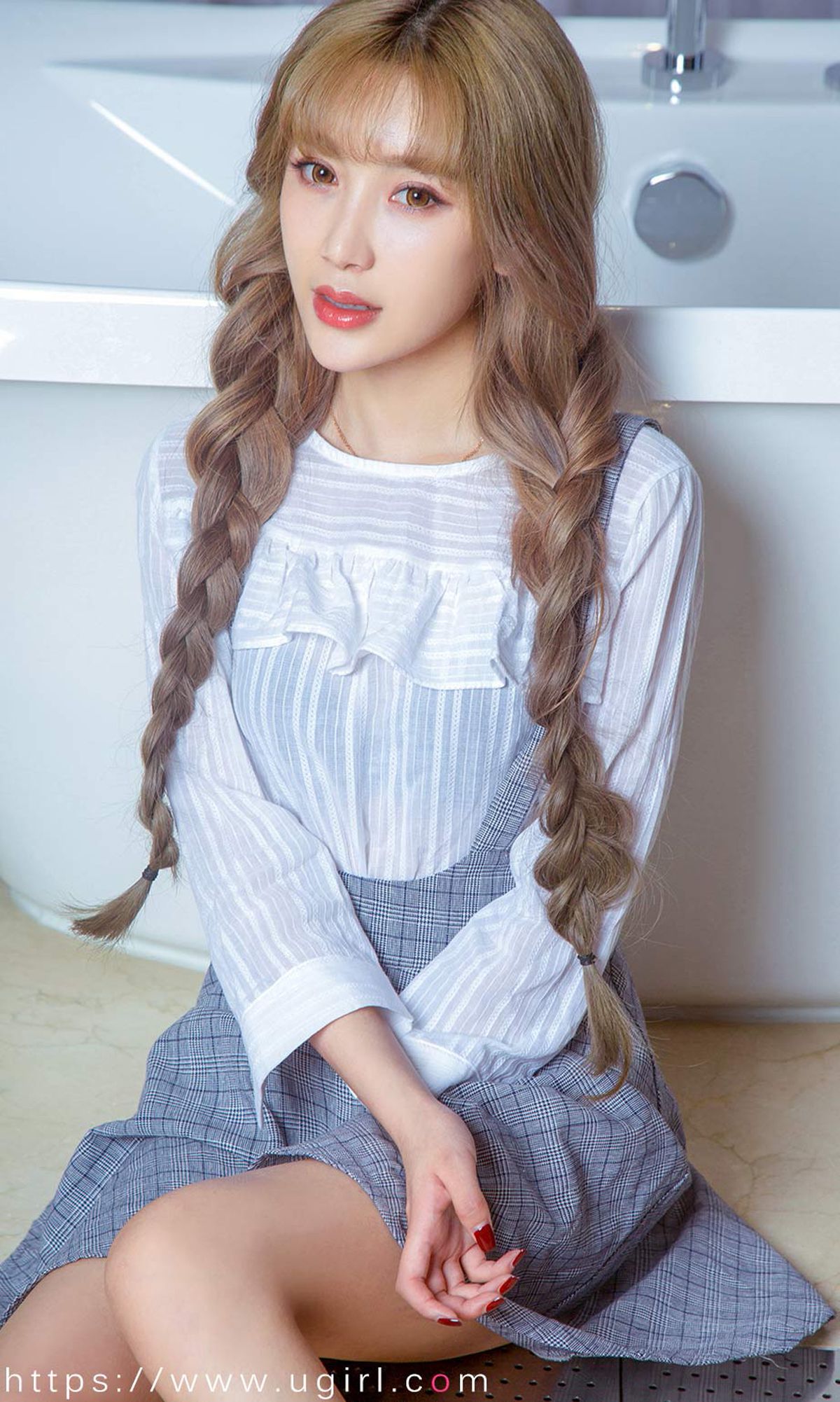 UGirls 爱尤物 No.1831 冰淇 黑天鹅 [35P]