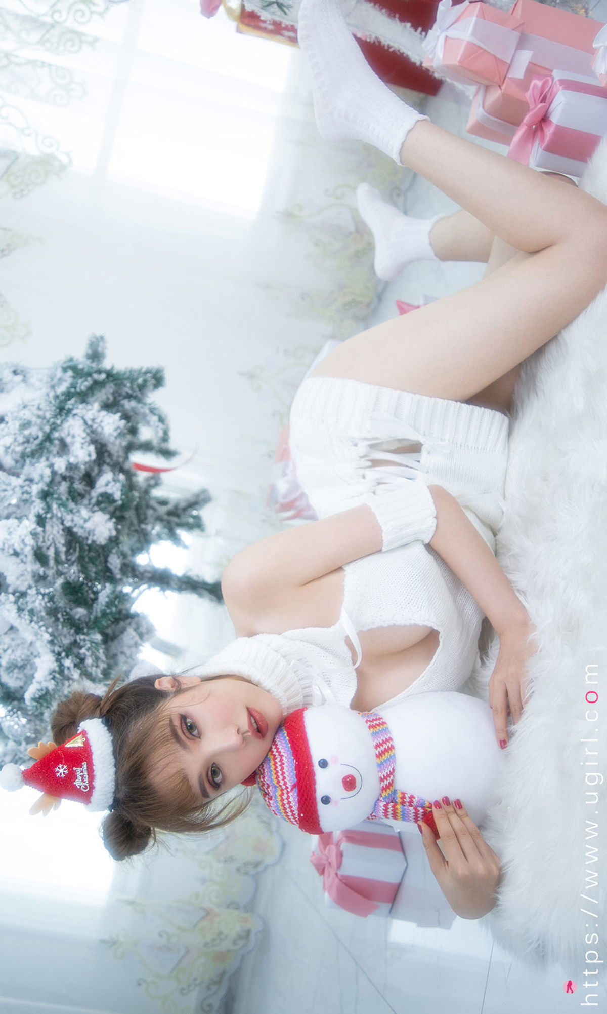 UGirls 爱尤物 No.1986 妮小妖 双色圣诞 [35P]