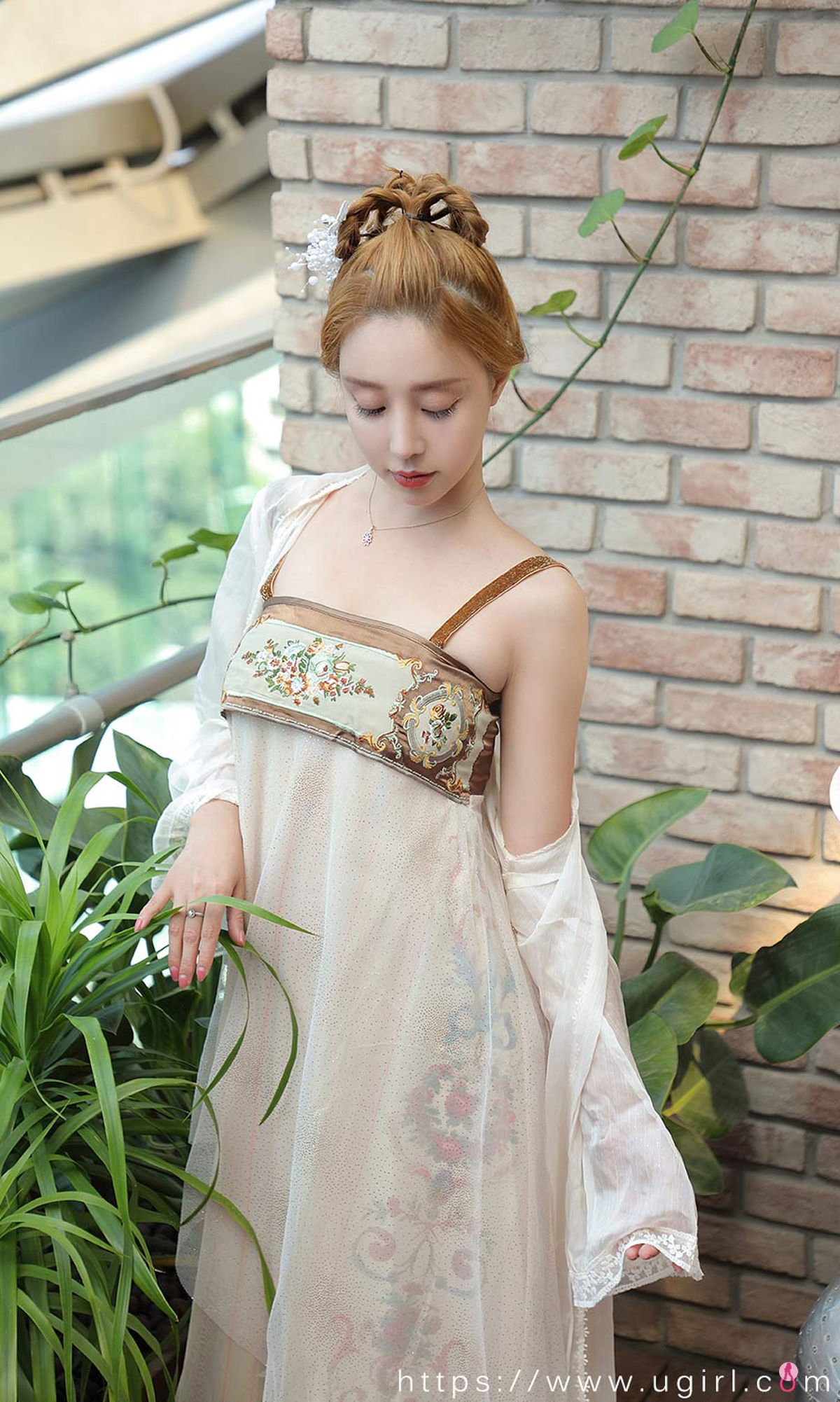 UGirls 爱尤物 No.2178 筱慧 糖心满月 [30P]