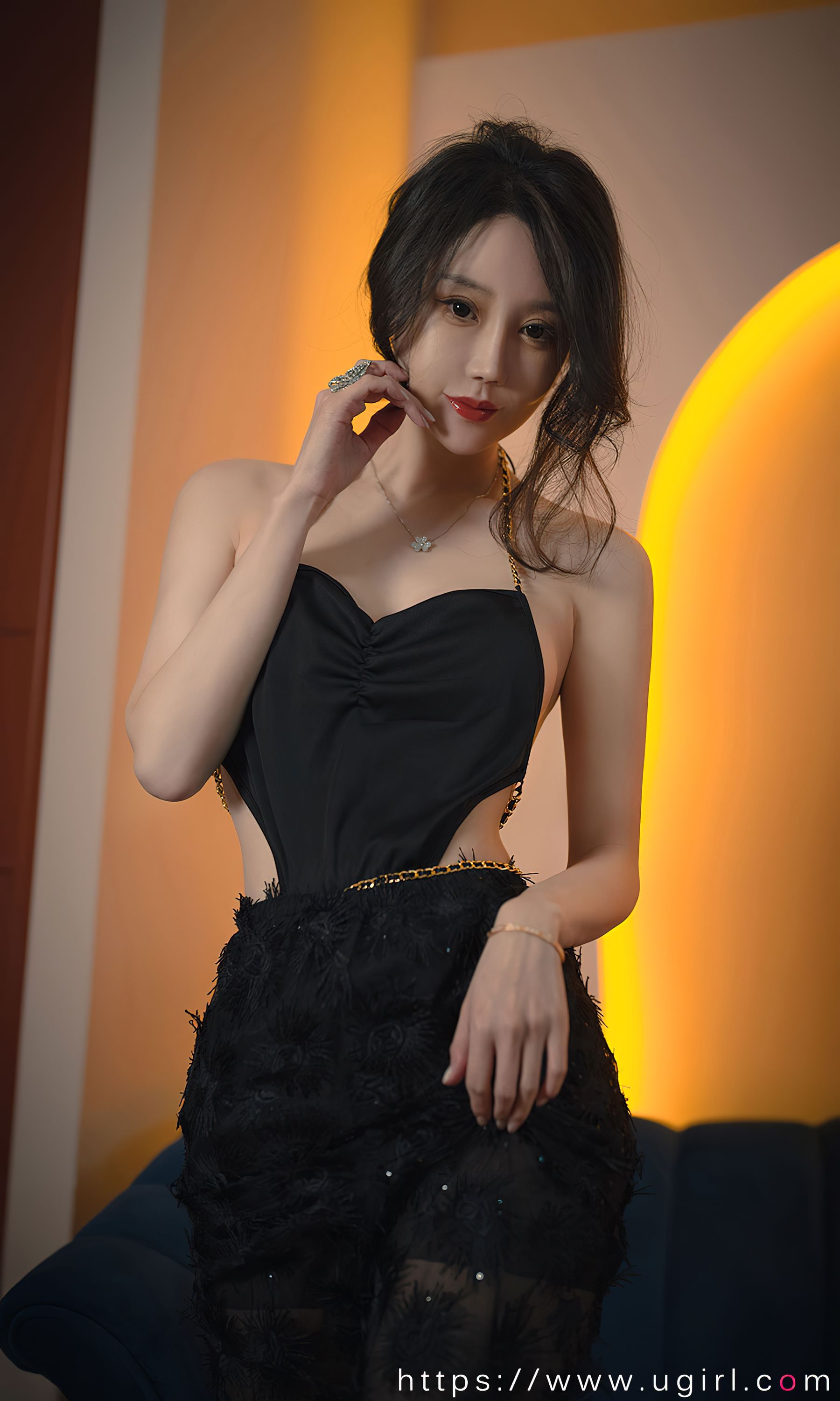 UGirls 爱尤物 No.2355 欣凌 爱情旅途 [35P]