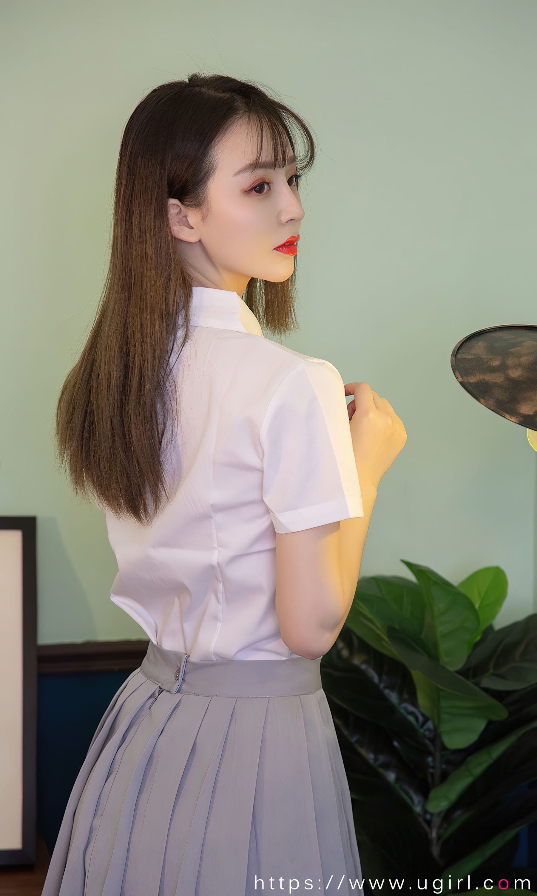 UGirls 爱尤物 No.2381 徐肉肉 少女甜 [35P]