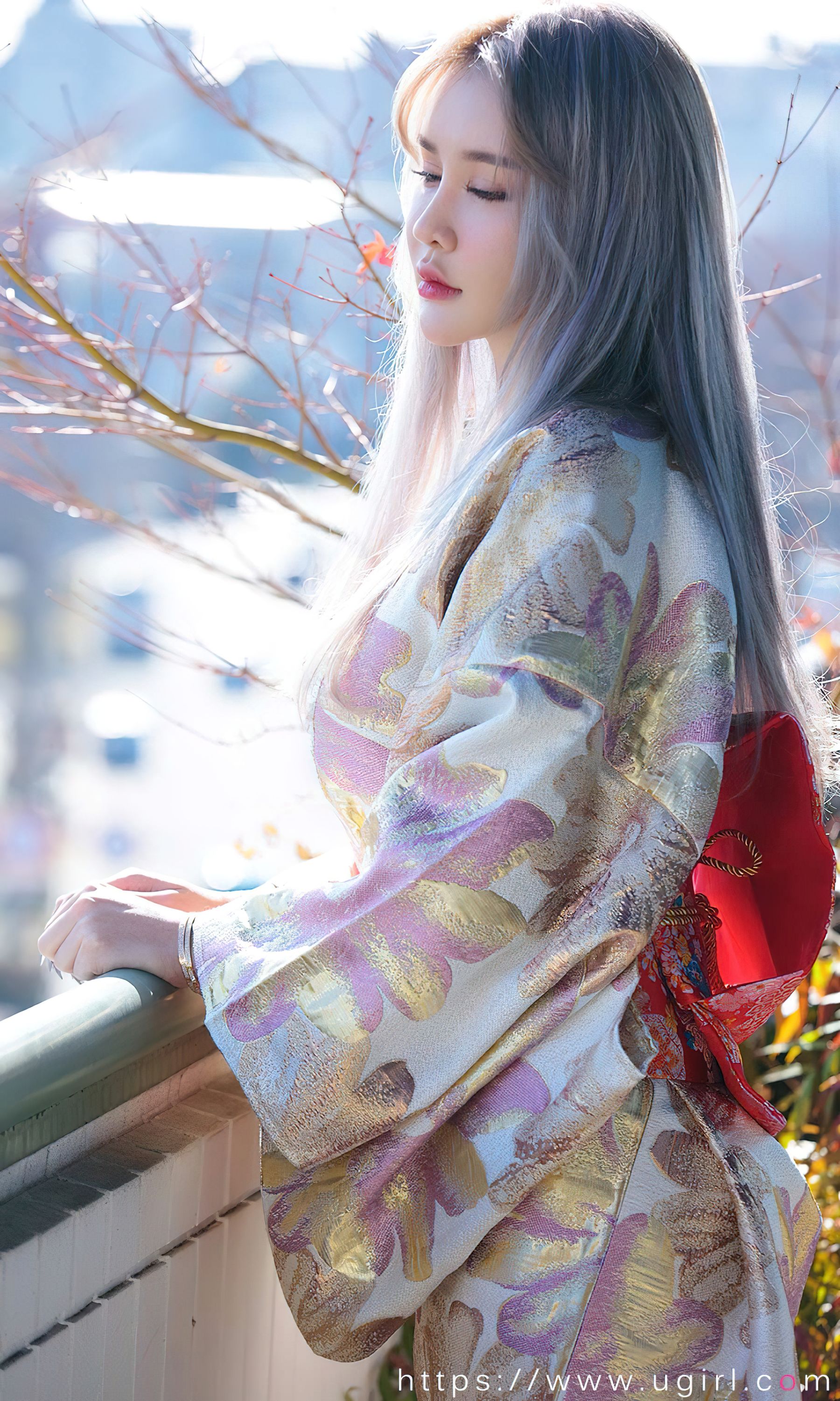 UGirls 爱尤物 No.2440 青树 枫最红时 [35P]