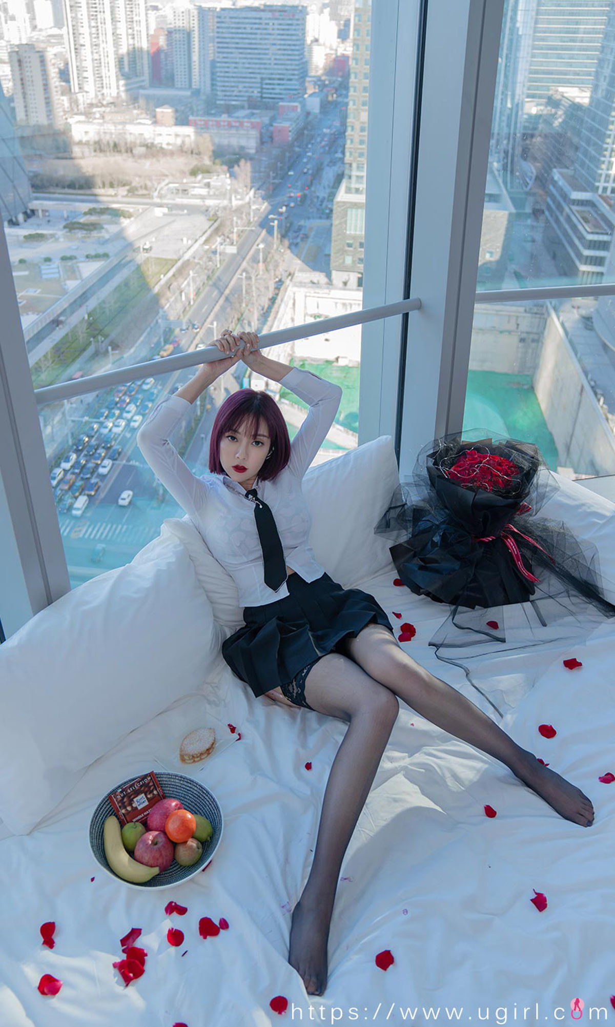 UGirls 爱尤物 No.2320 果儿Victoria 衬衫之下 [35P]