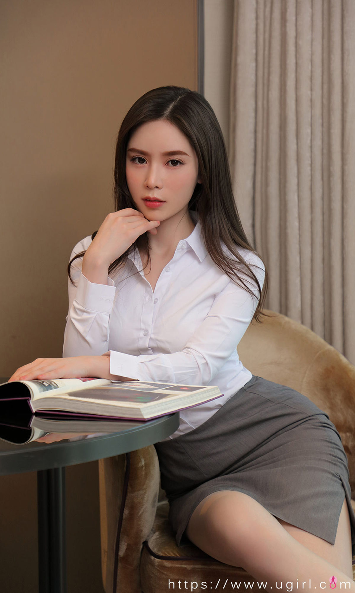 UGirls 爱尤物 No.2319 吴雪瑶 私属情人 [35P]