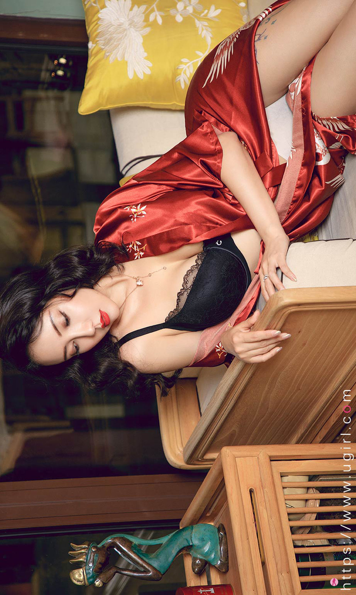 UGirls 爱尤物 No.2289 果儿Victoria 樱落甜情 [35P]