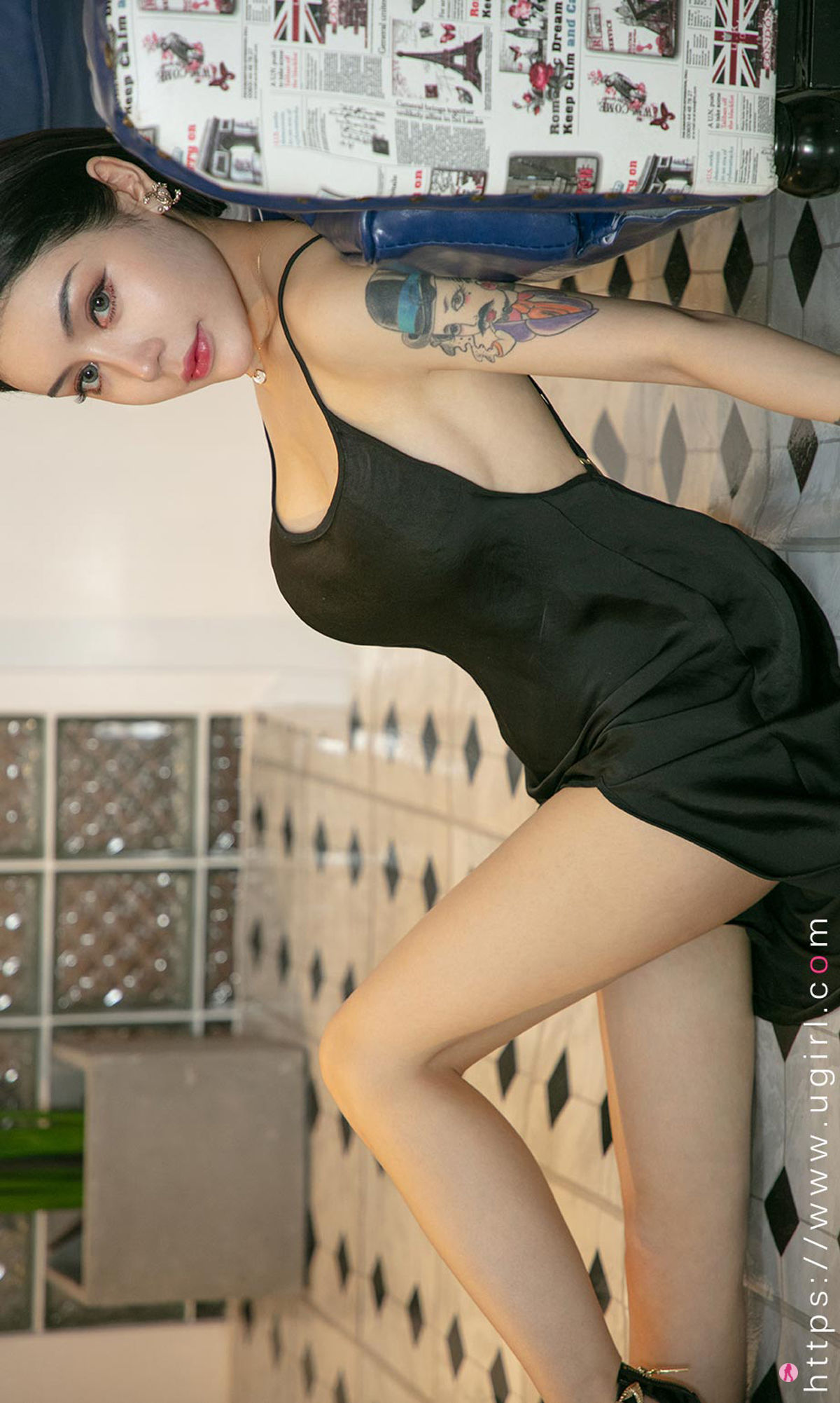 UGirls 爱尤物 No.2292 陆梓琪 想你时 [35P]