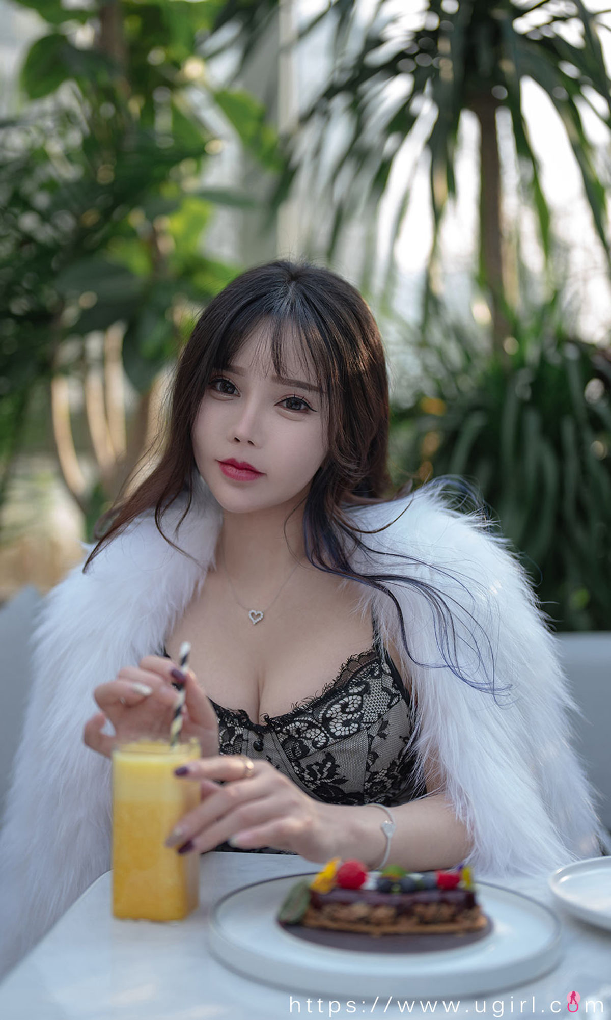 UGirls 爱尤物 No.2277 艾小青 午间香茶 [35P]