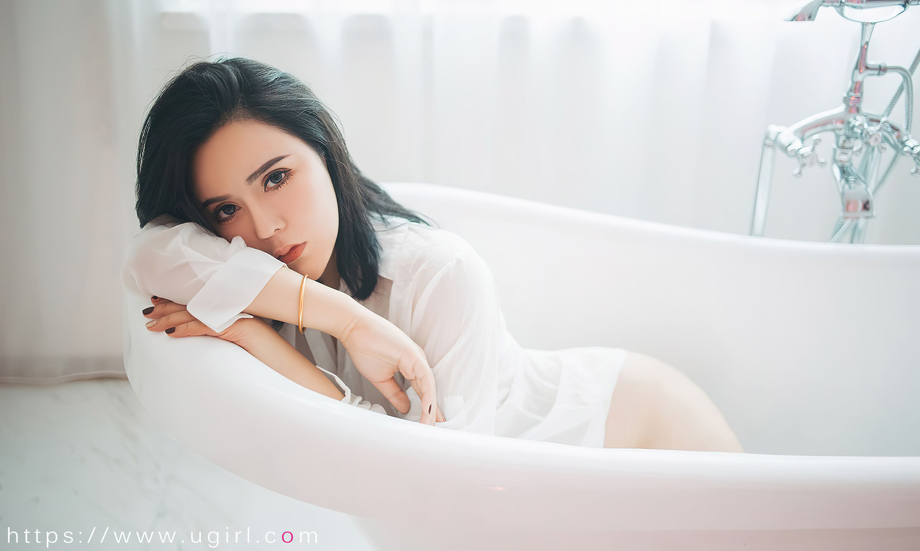 UGirls 爱尤物 No.2499 霓虹甜心 伊诺 [34P] 插图10