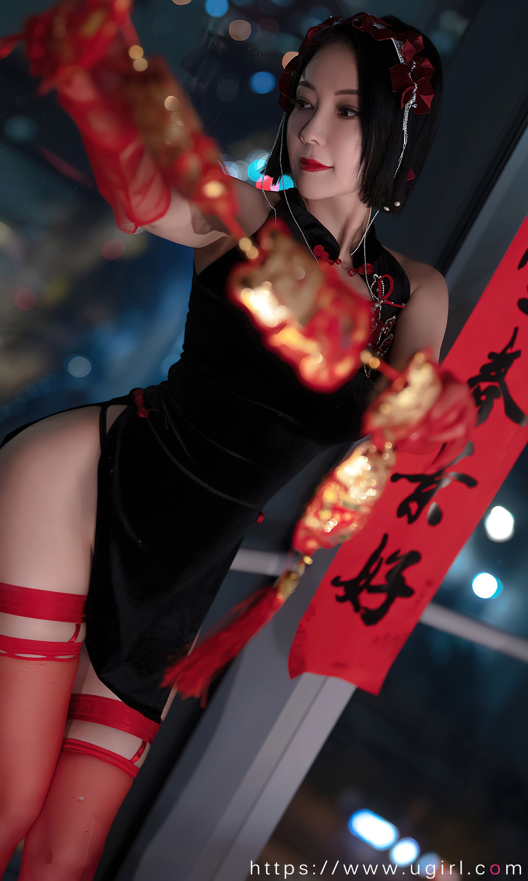 UGirls 爱尤物 No.2500 惹火除夕 果儿Victoria [34P]