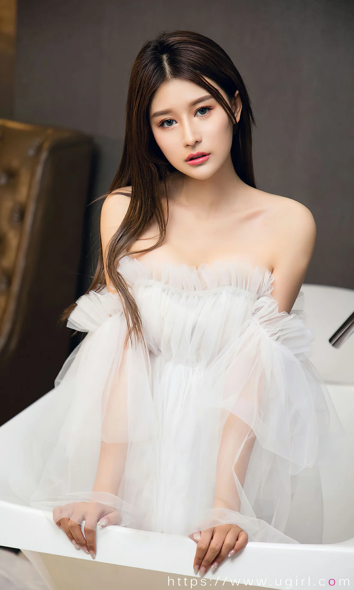 UGirls 爱尤物 No.2593 欣怡 家养小仙女 [35P]