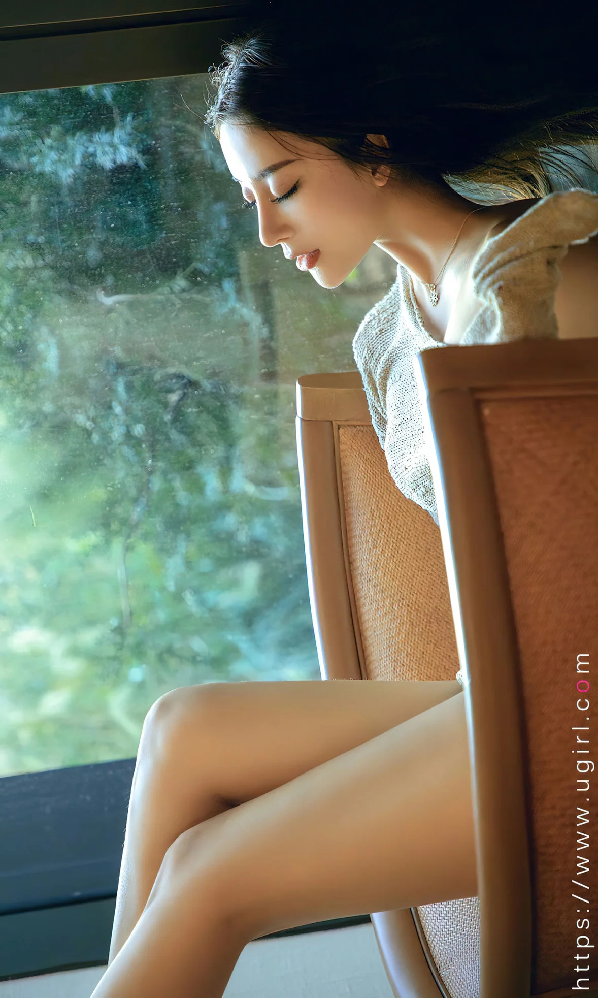 UGirls 爱尤物 No.2645 筱慧 山野热烈 [35P]