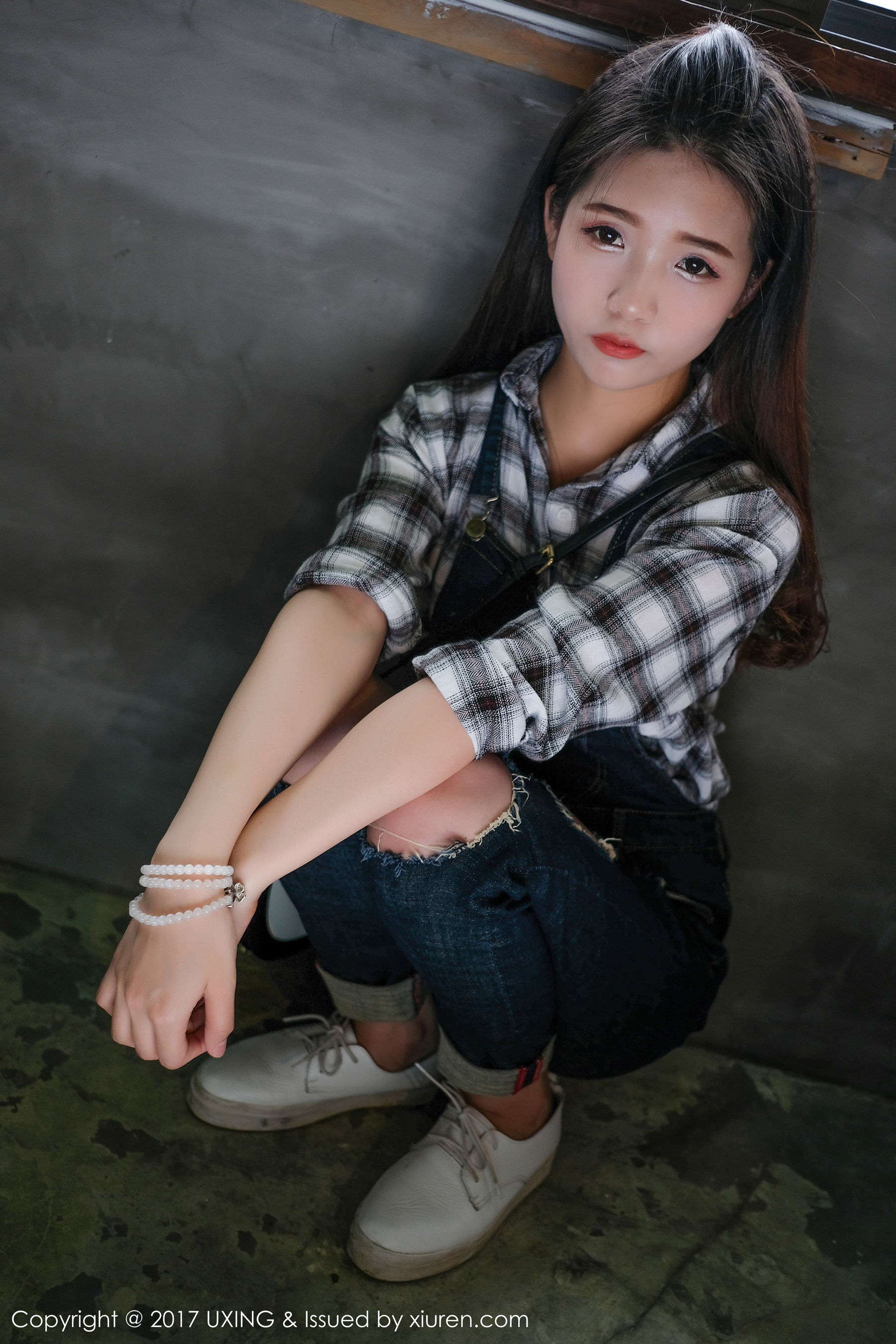 可爱的小叶子《清纯甜美可人的萝莉》 优星馆UXING VOL.044 [36P]