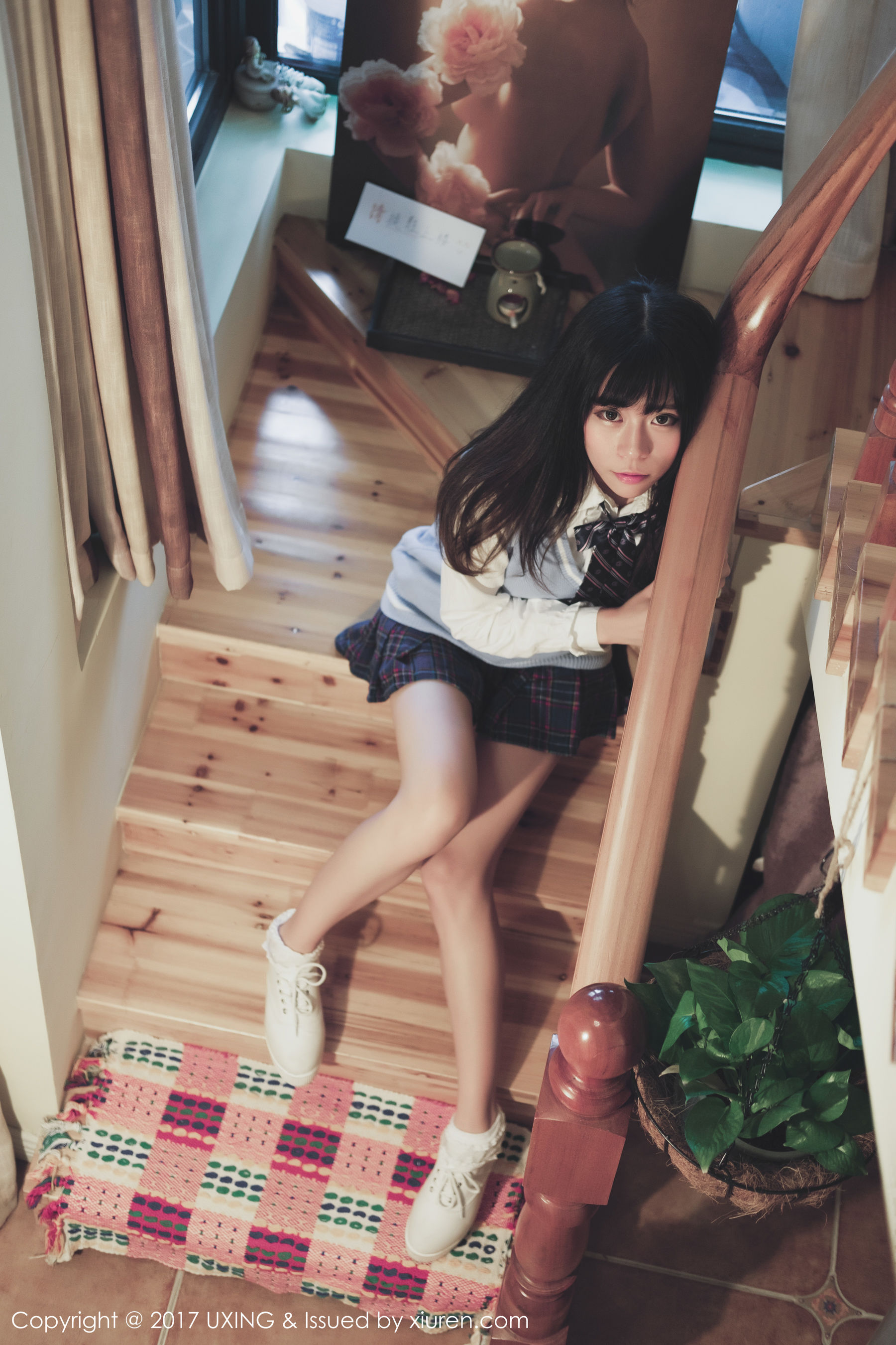 模特Yo酱《学生装+蕾丝装扮》 优星馆UXING VOL.048 [32P]