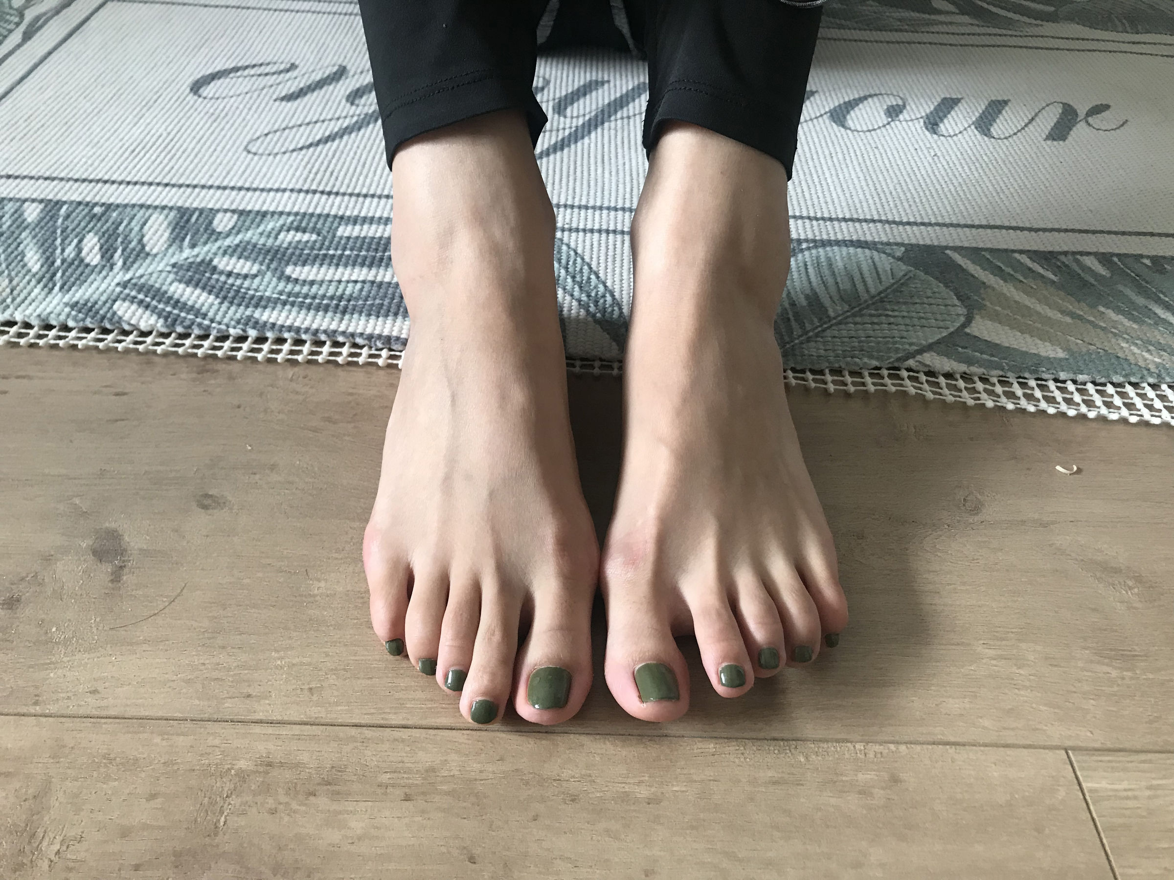 安乔乔儿(Nia乔乔) No.019 健身房白袜 [135P]