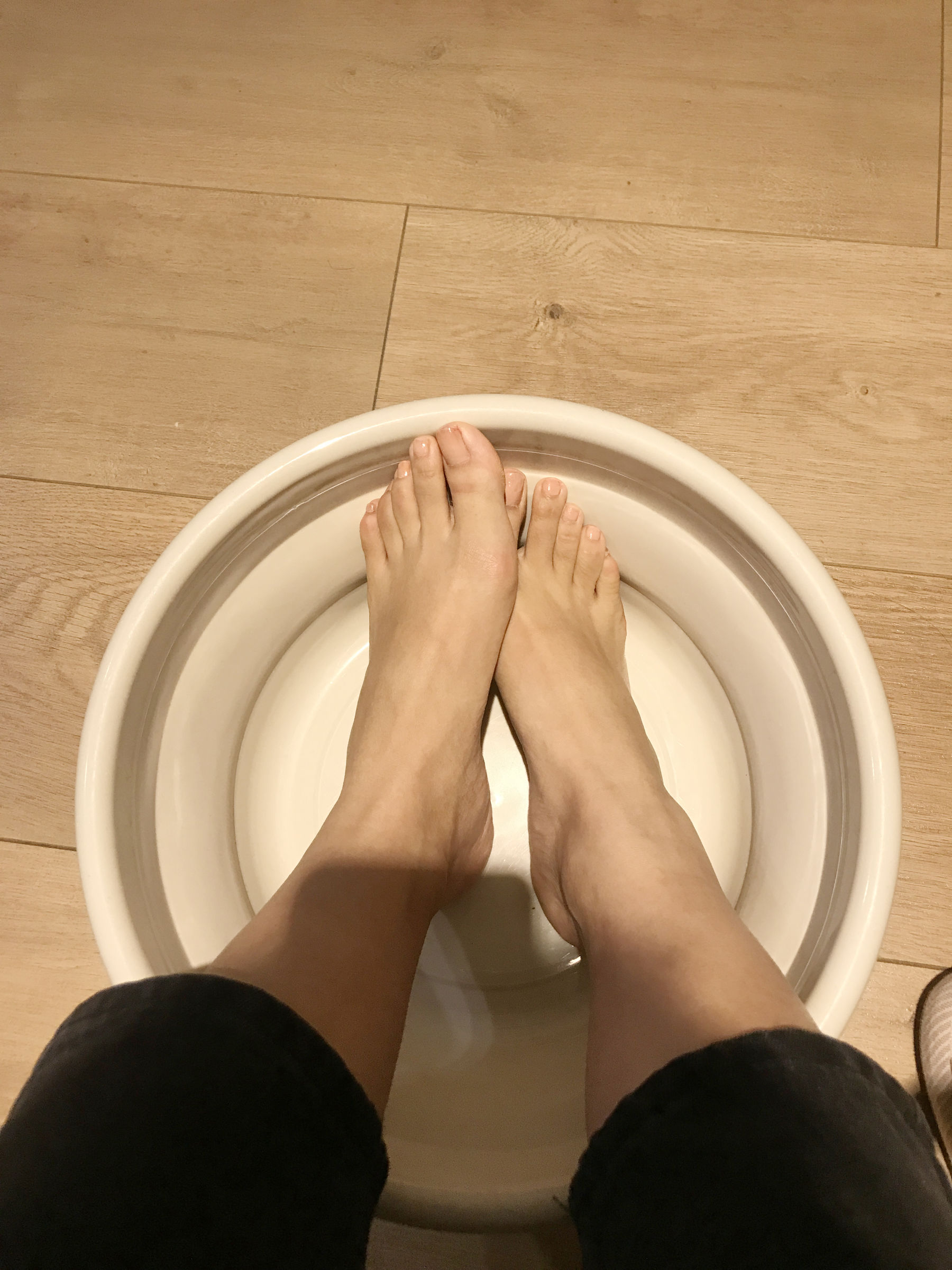 安乔乔儿(Nia乔乔) No.001 牛奶洗脚 [102P]