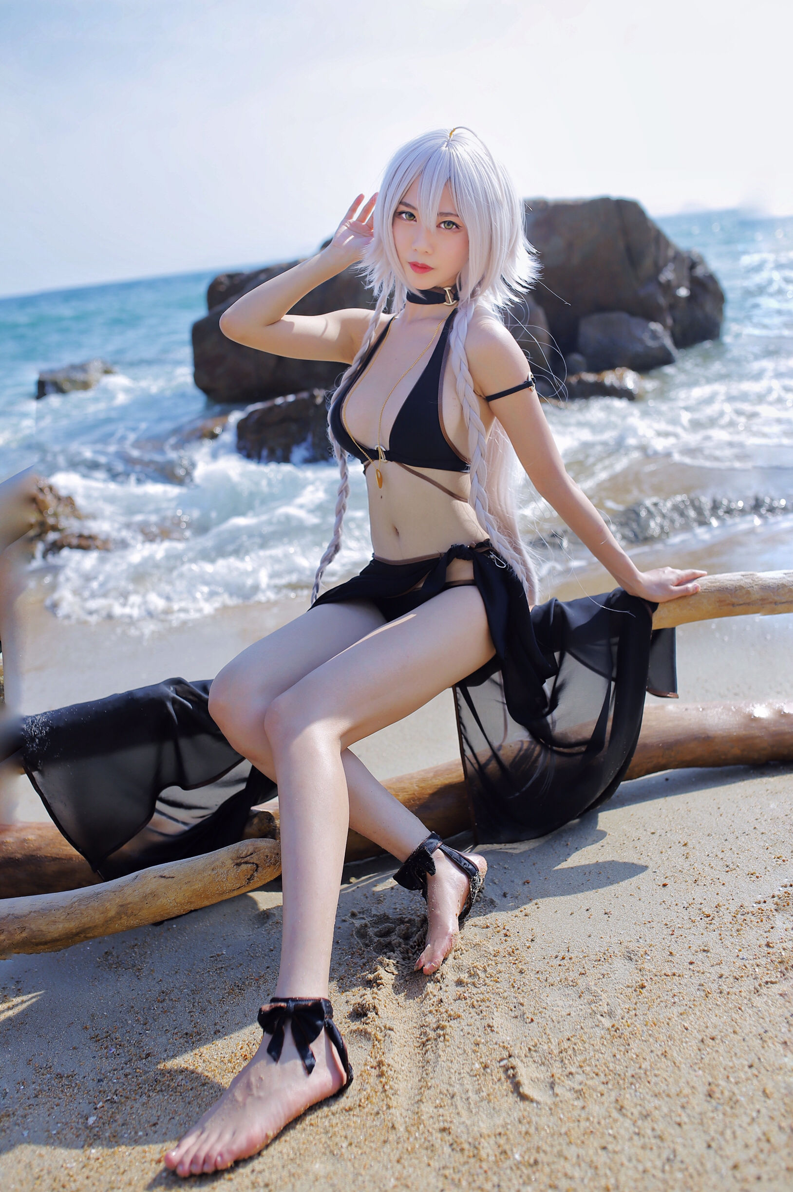 抖娘-利世图集 – 黑贞德泳装 [40P]