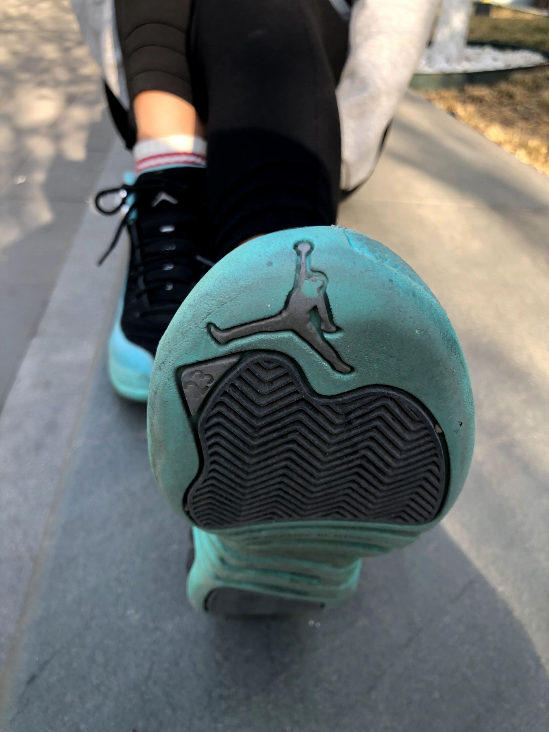 安乔乔儿(Nia乔乔) No.002 户外露脚脚 [80P]