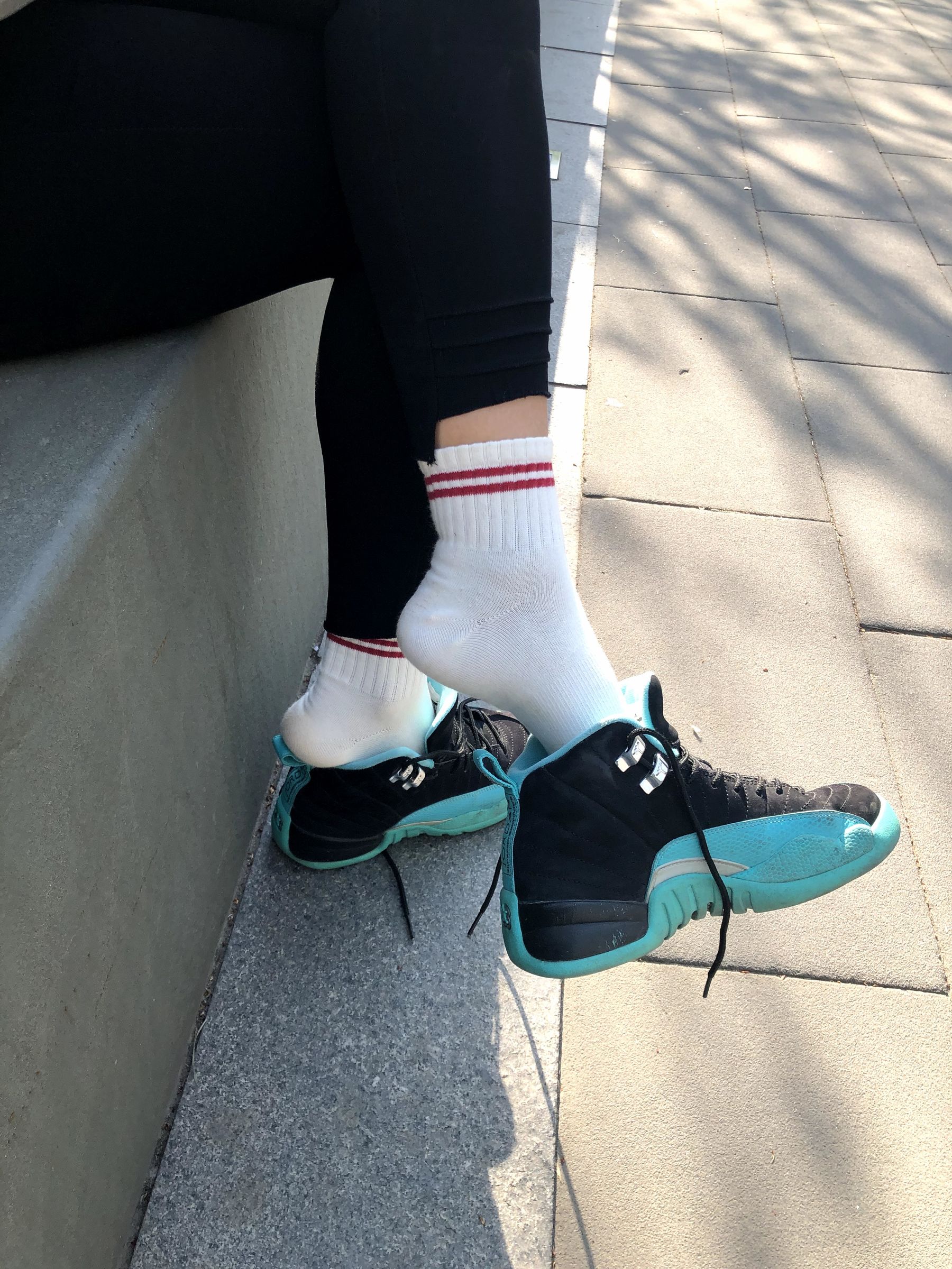 安乔乔儿(Nia乔乔) No.002 户外露脚脚 [80P]