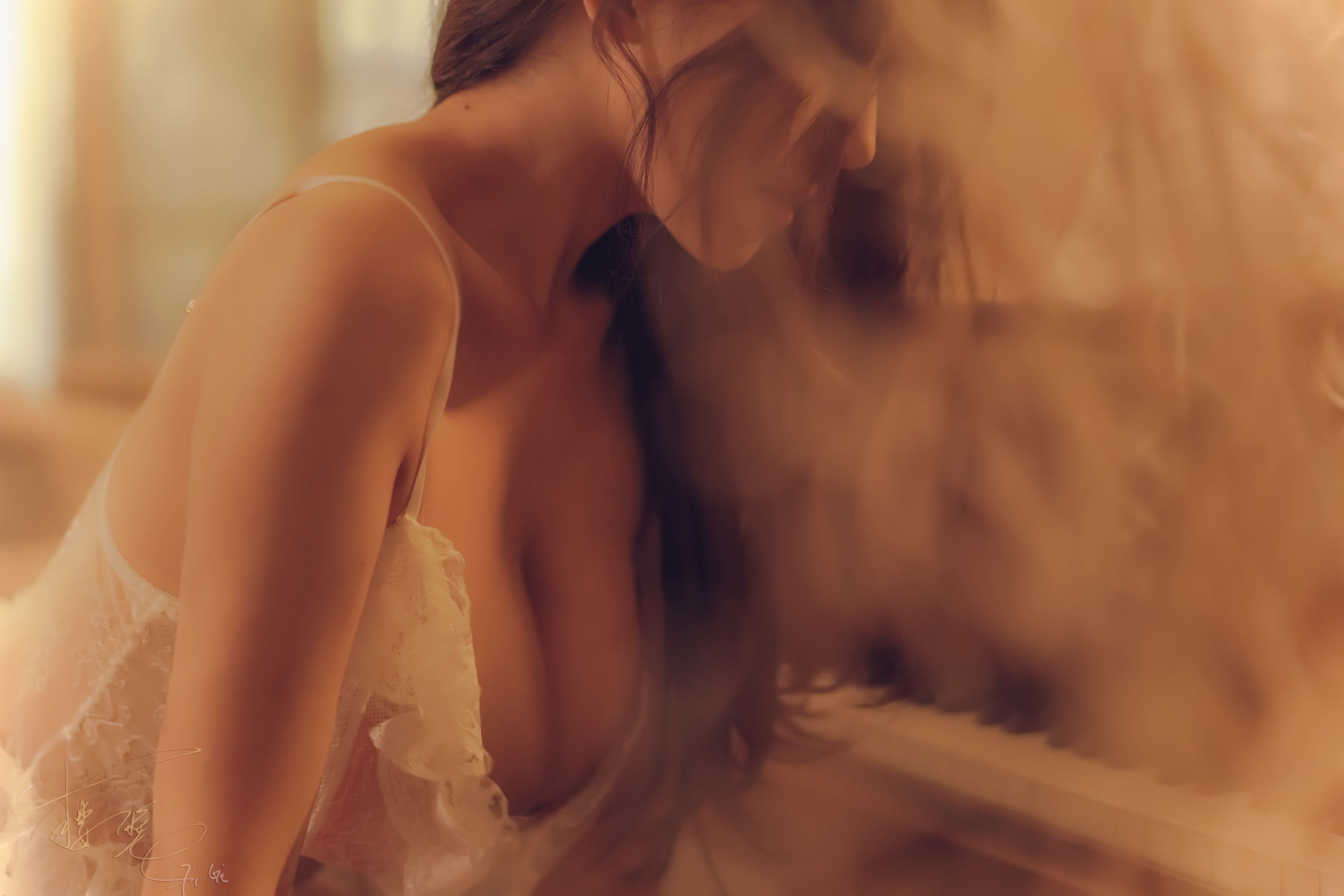 网络红人樱晚gigi – 轻听 [23P]