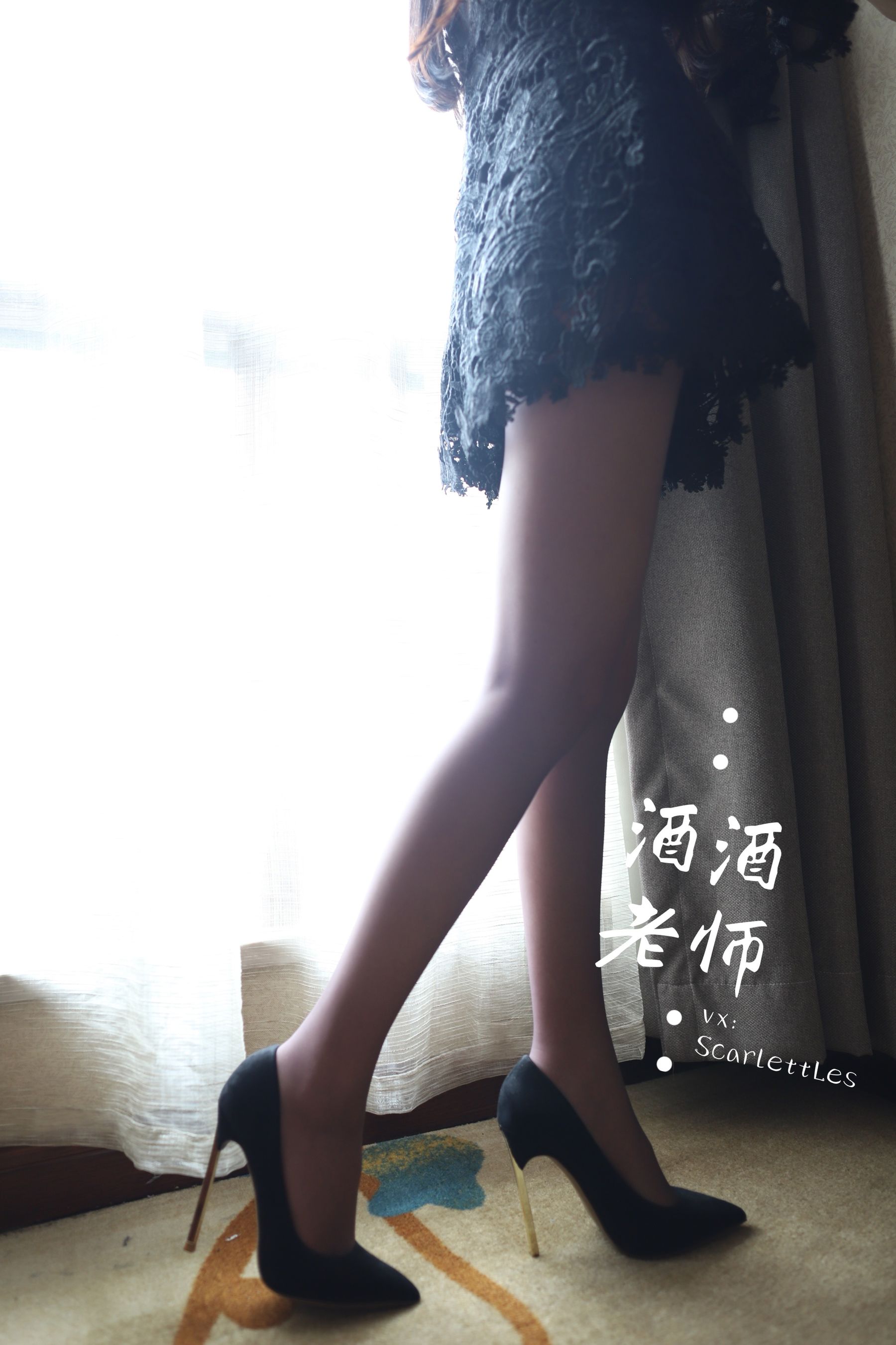 酒酒老师 – 开裆丝的紫色诱惑 [70P]