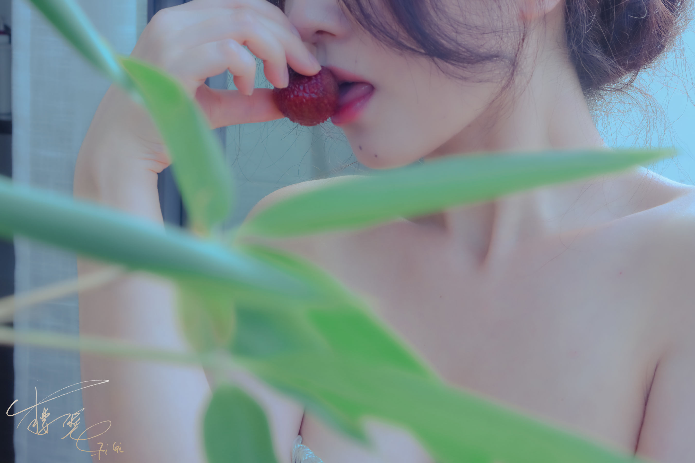 网络红人樱晚gigi – 夏末未至 [26P]