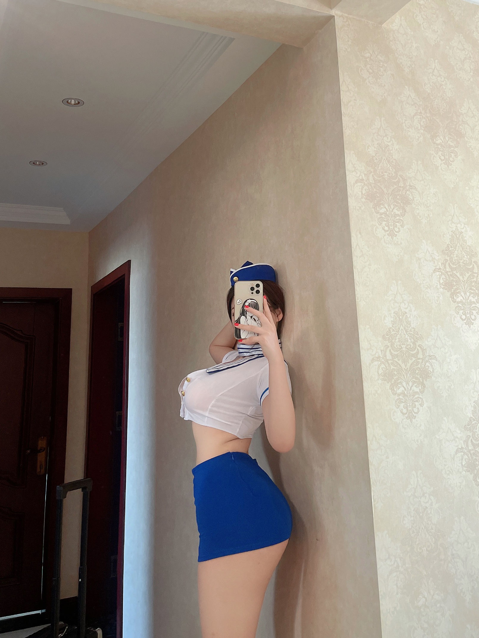 奶宝妹纸 – 空姐 [10P]