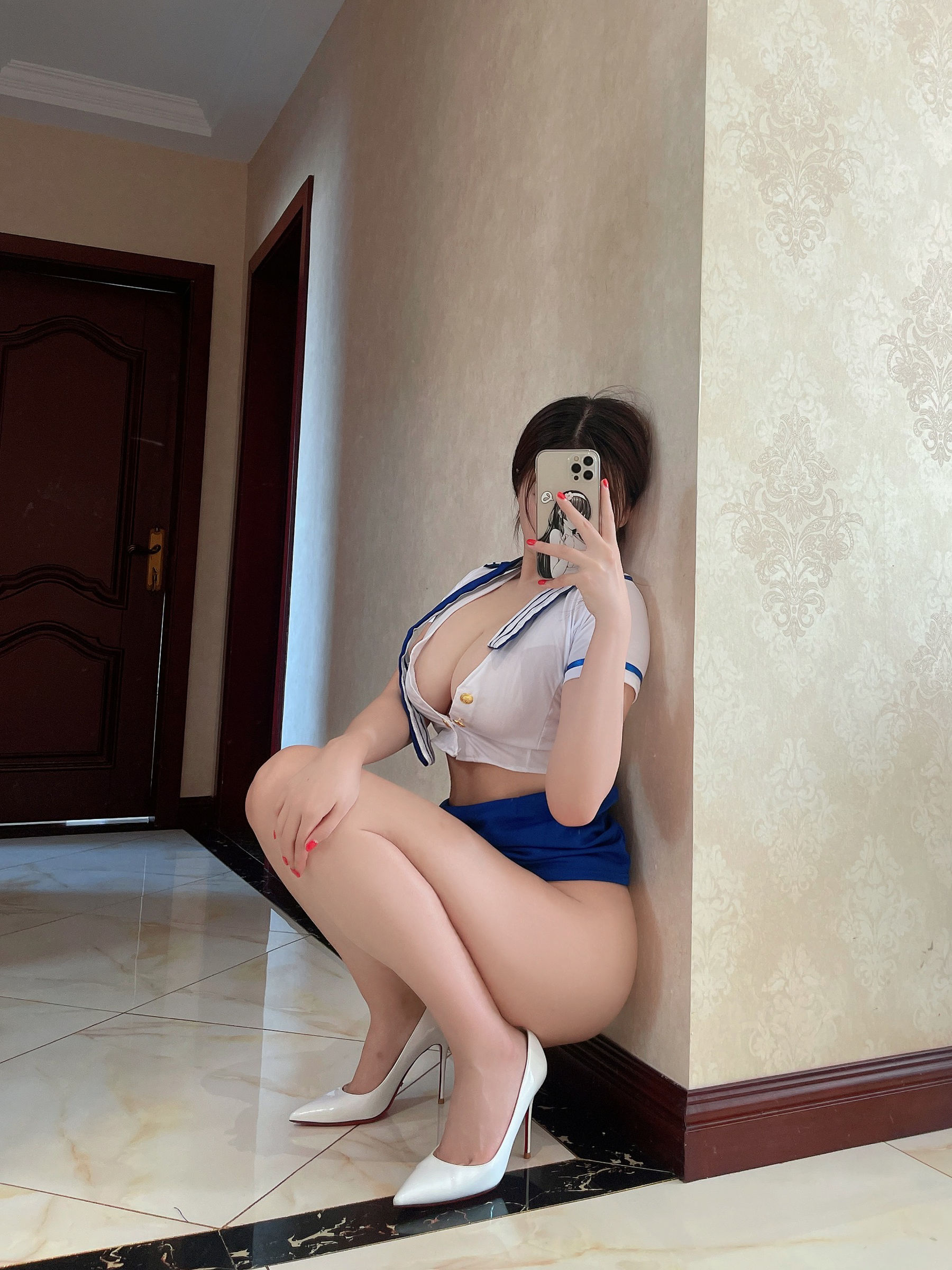 奶宝妹纸 – 空姐 [10P]