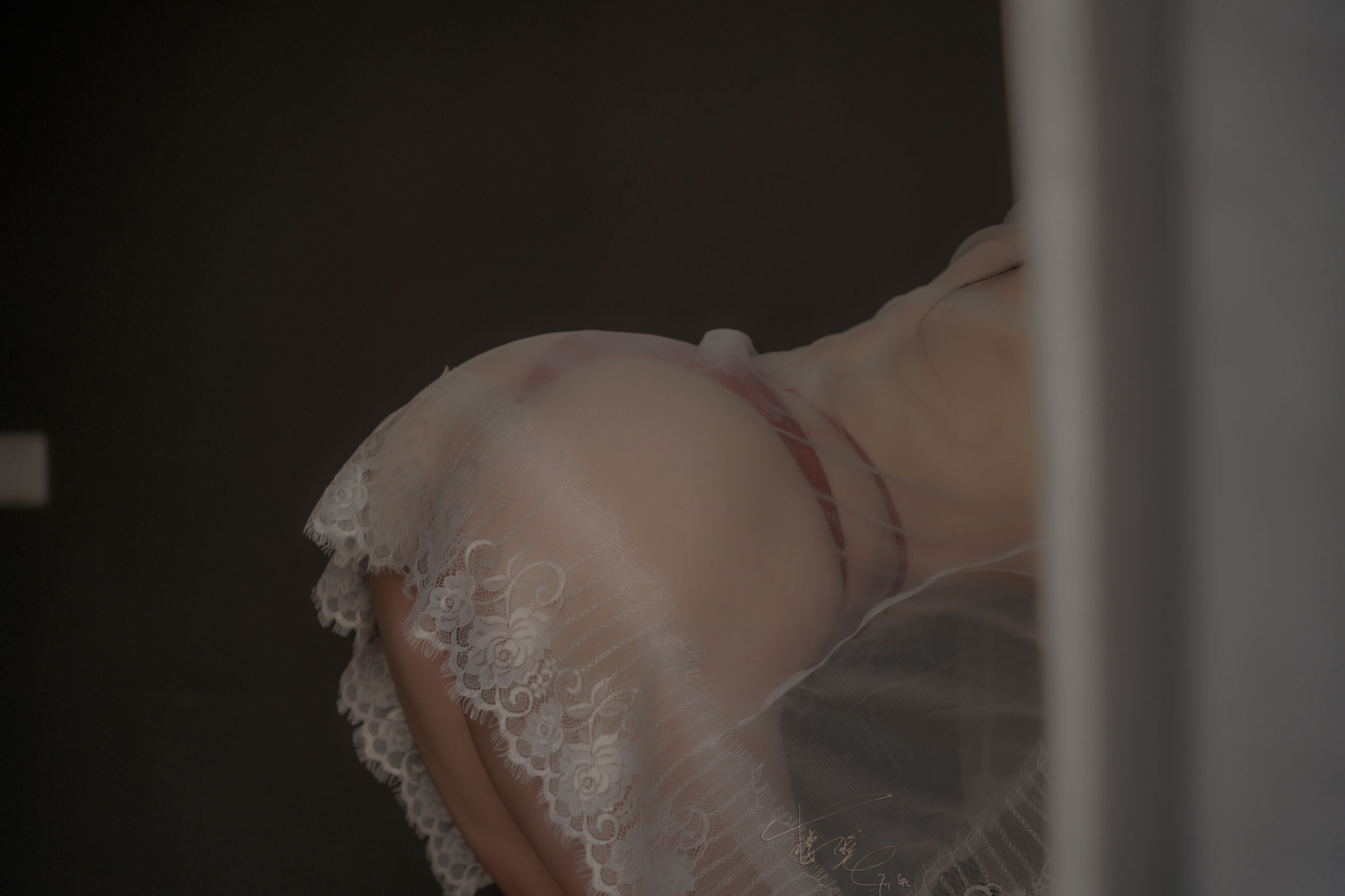 网络红人樱晚gigi – 窗前 [22P]