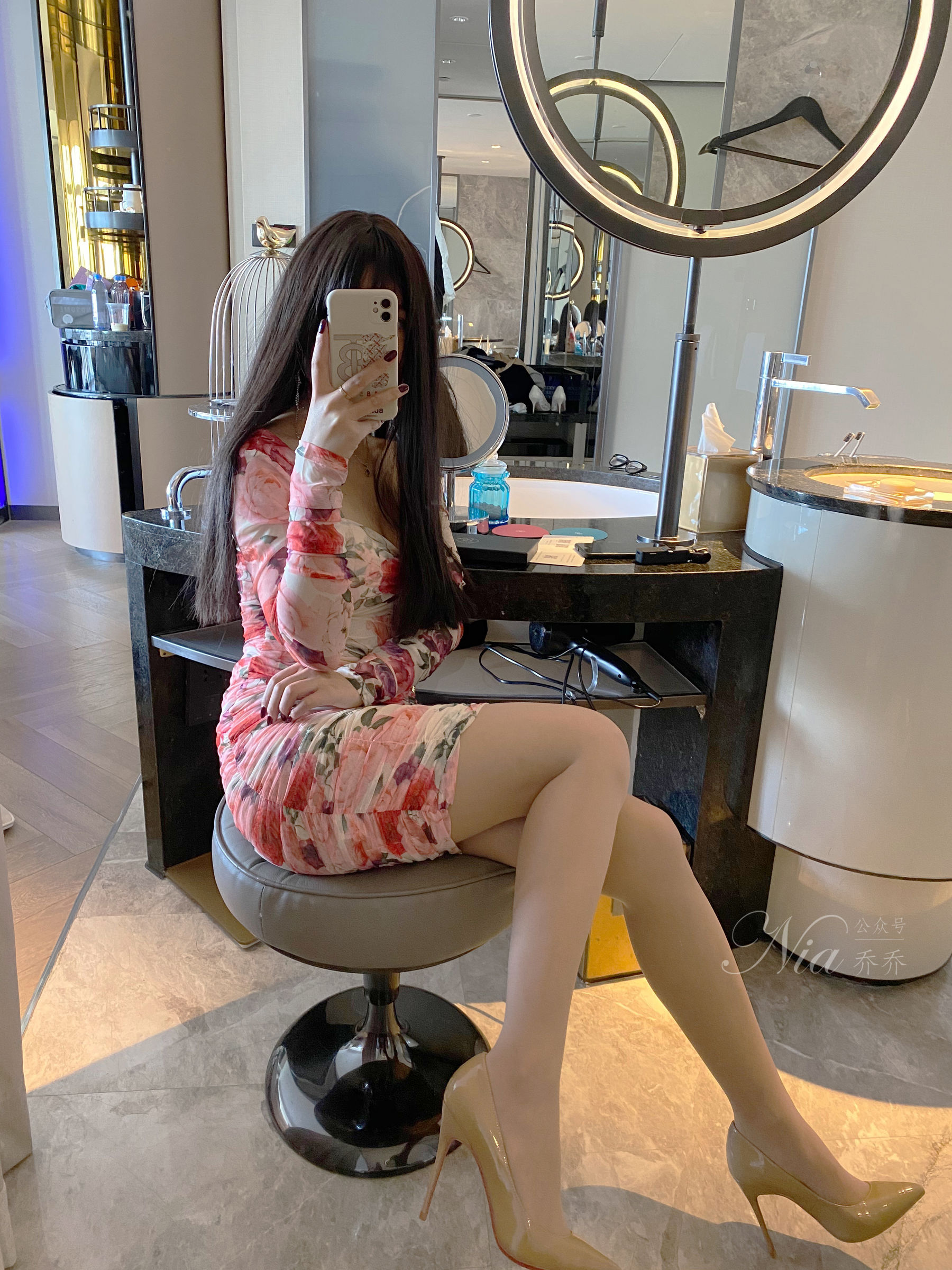 安乔乔儿(Nia乔乔) No.030 温柔少妇风 [90P]