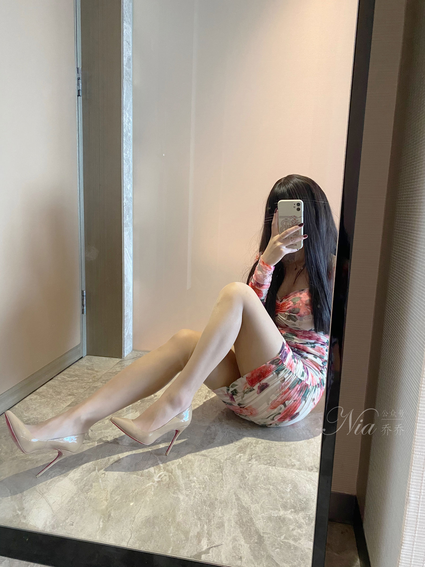 安乔乔儿(Nia乔乔) No.030 温柔少妇风 [90P]