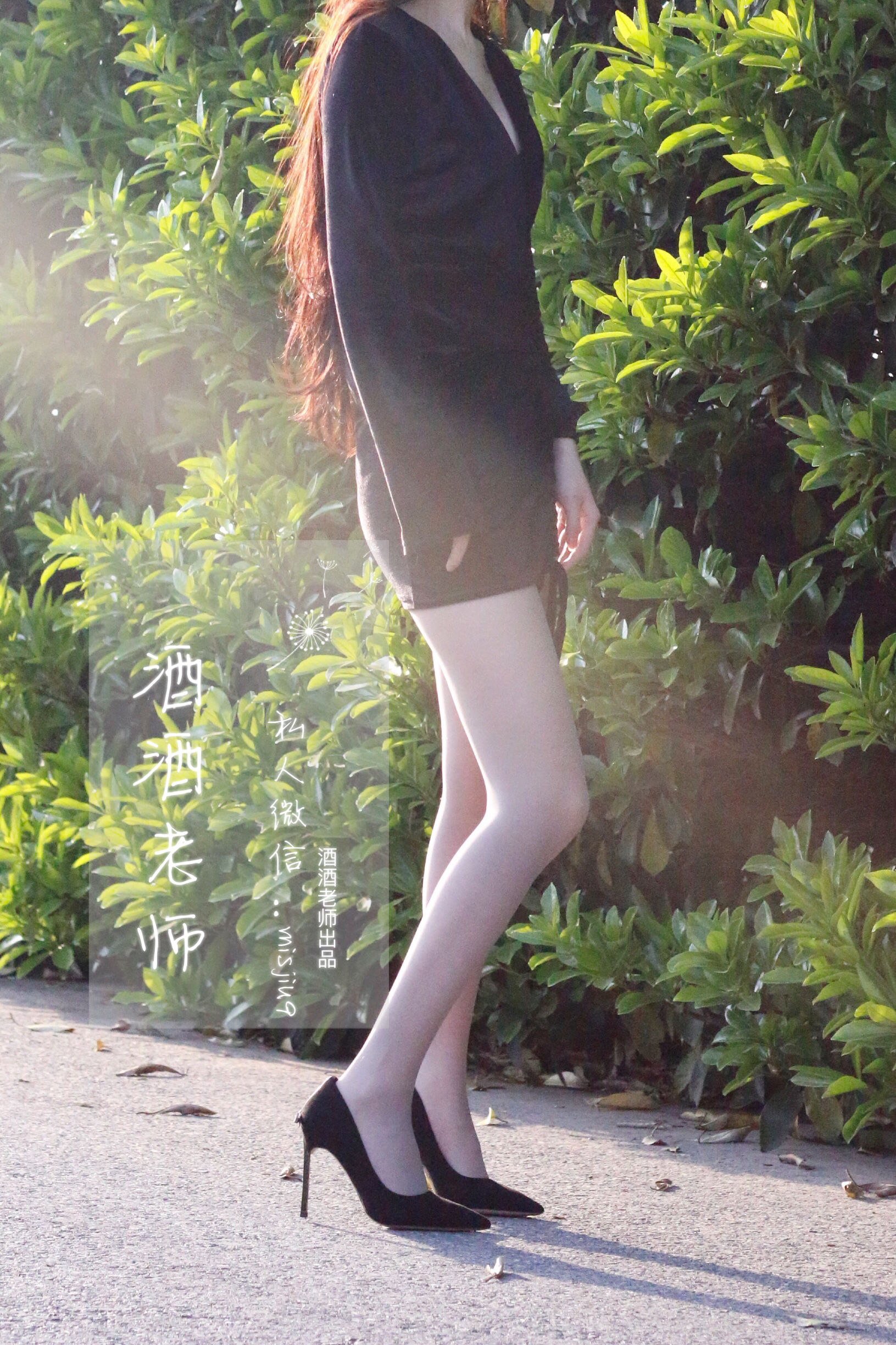 酒酒老师 – 黄昏光影高跟秀 [56P]