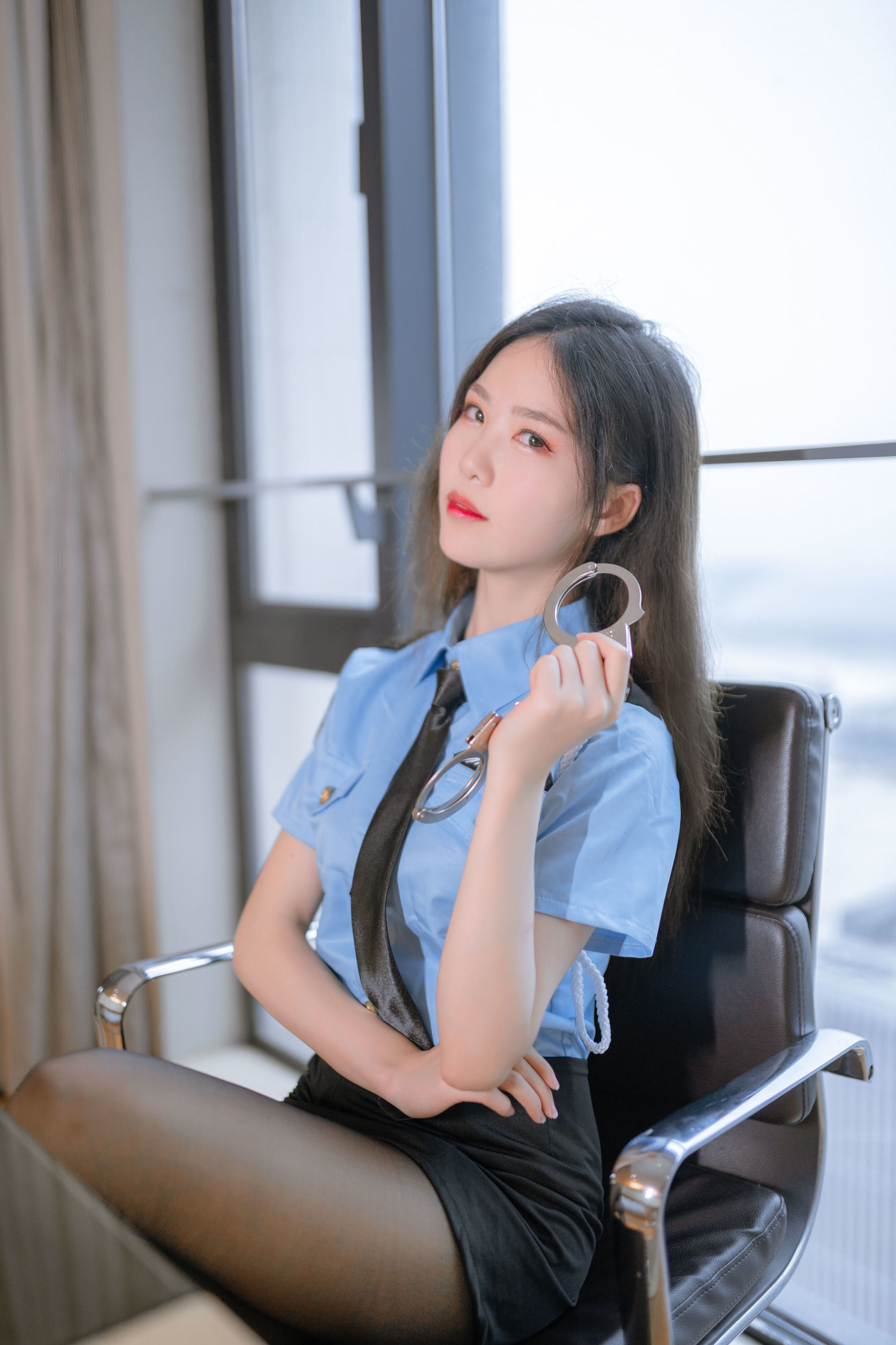 抖娘-利世图集 – 女警 [20P]