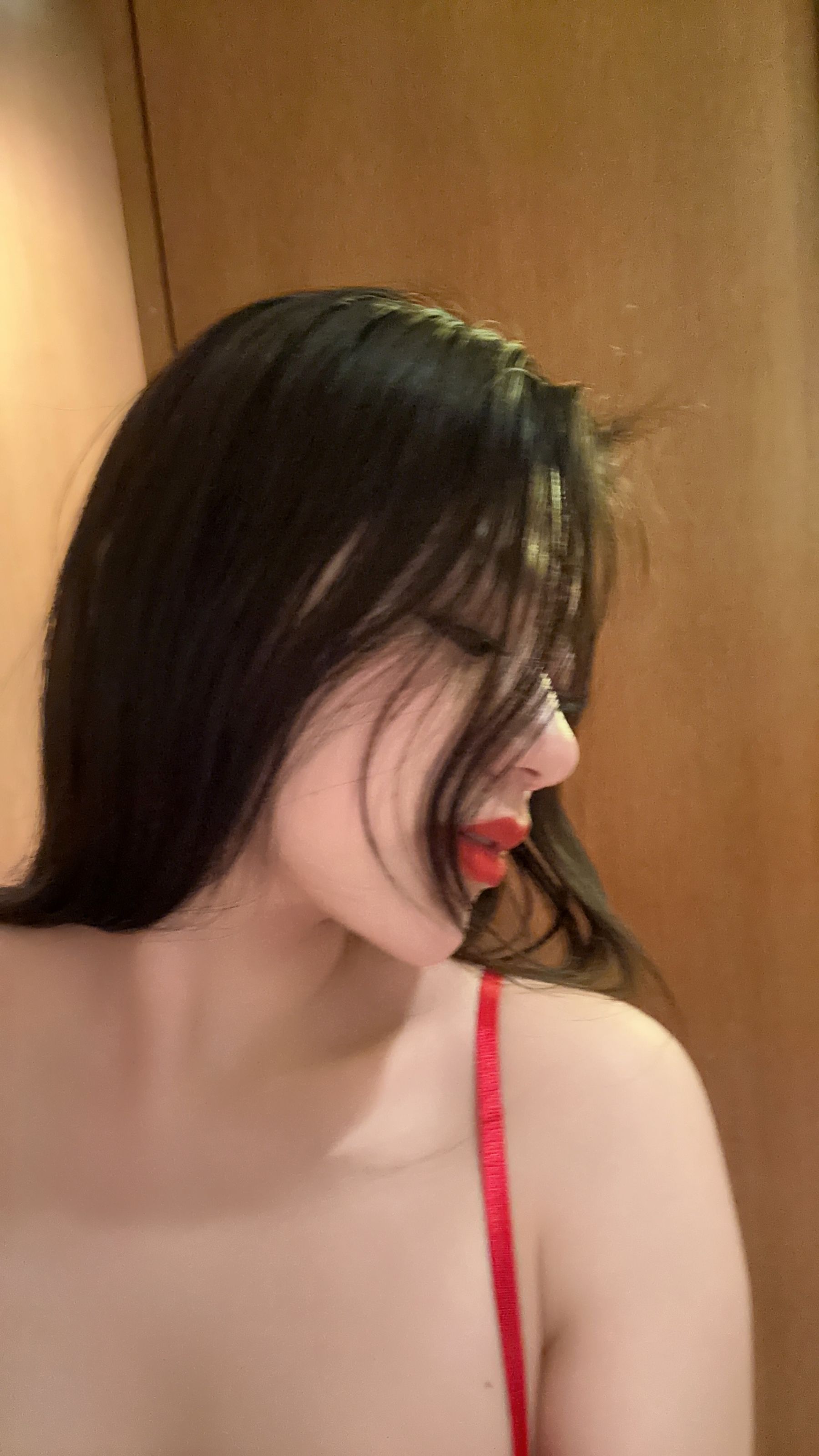 奶宝妹纸 – 红色蕾丝 [64P]