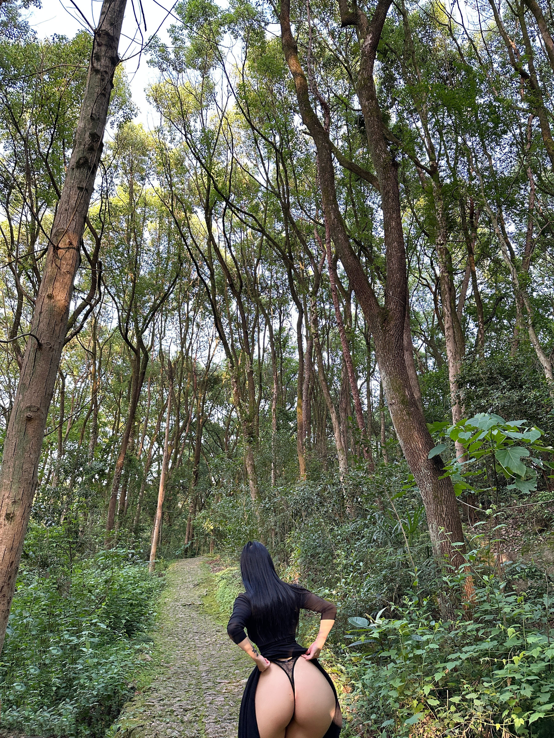 俏妞qiaoniuTT – 户外巨豚 [36P]