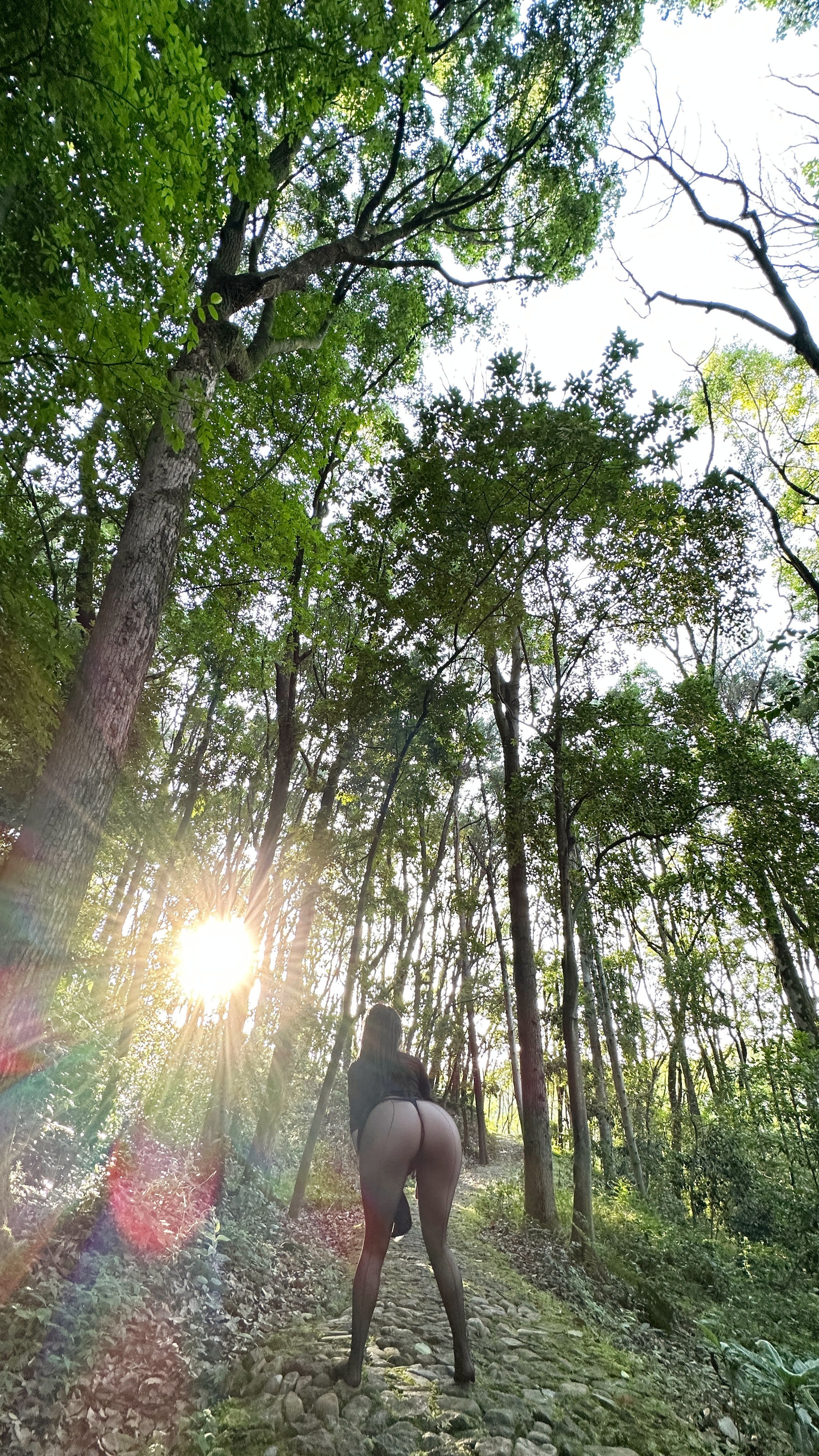 俏妞qiaoniuTT – 户外巨豚 [36P]