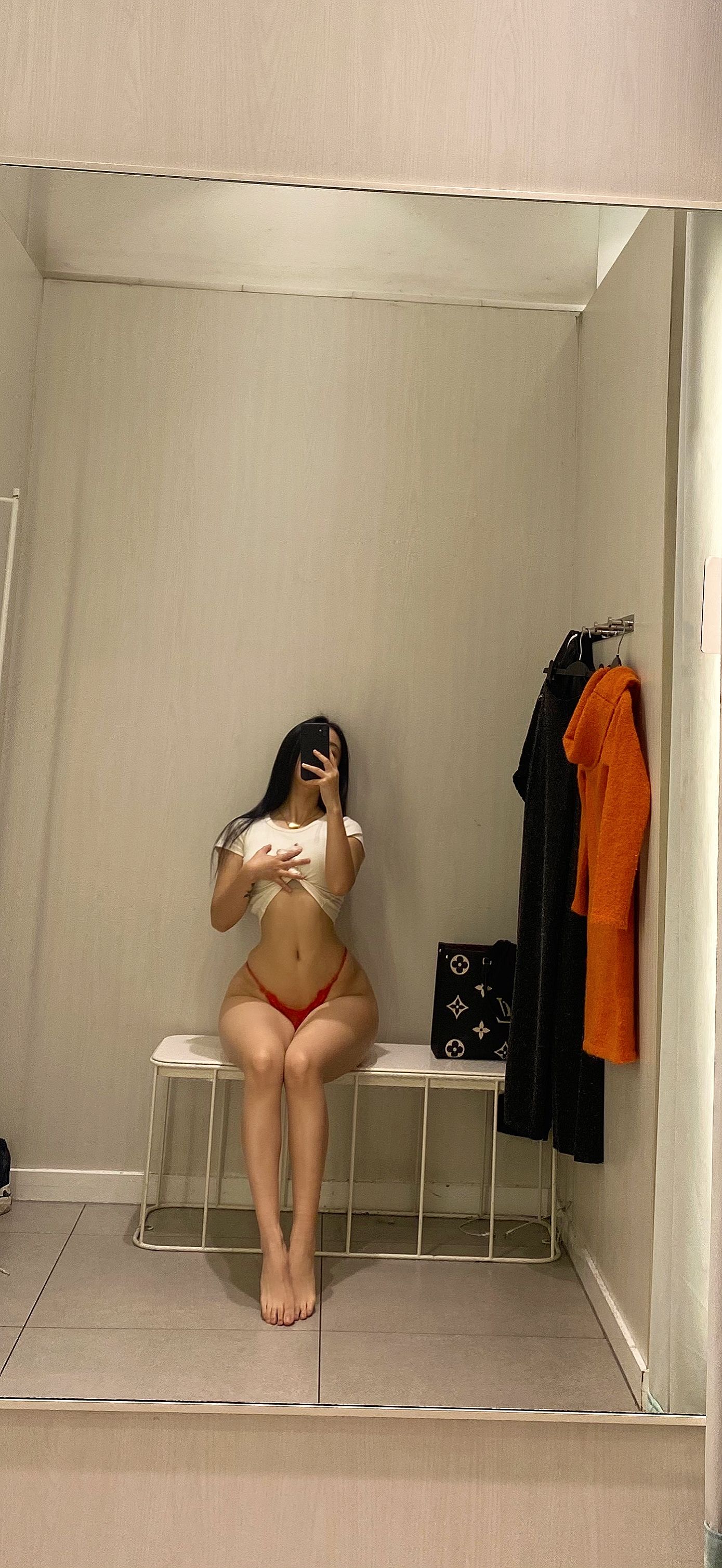 俏妞qiaoniuTT – 试衣间2.0 [13P]