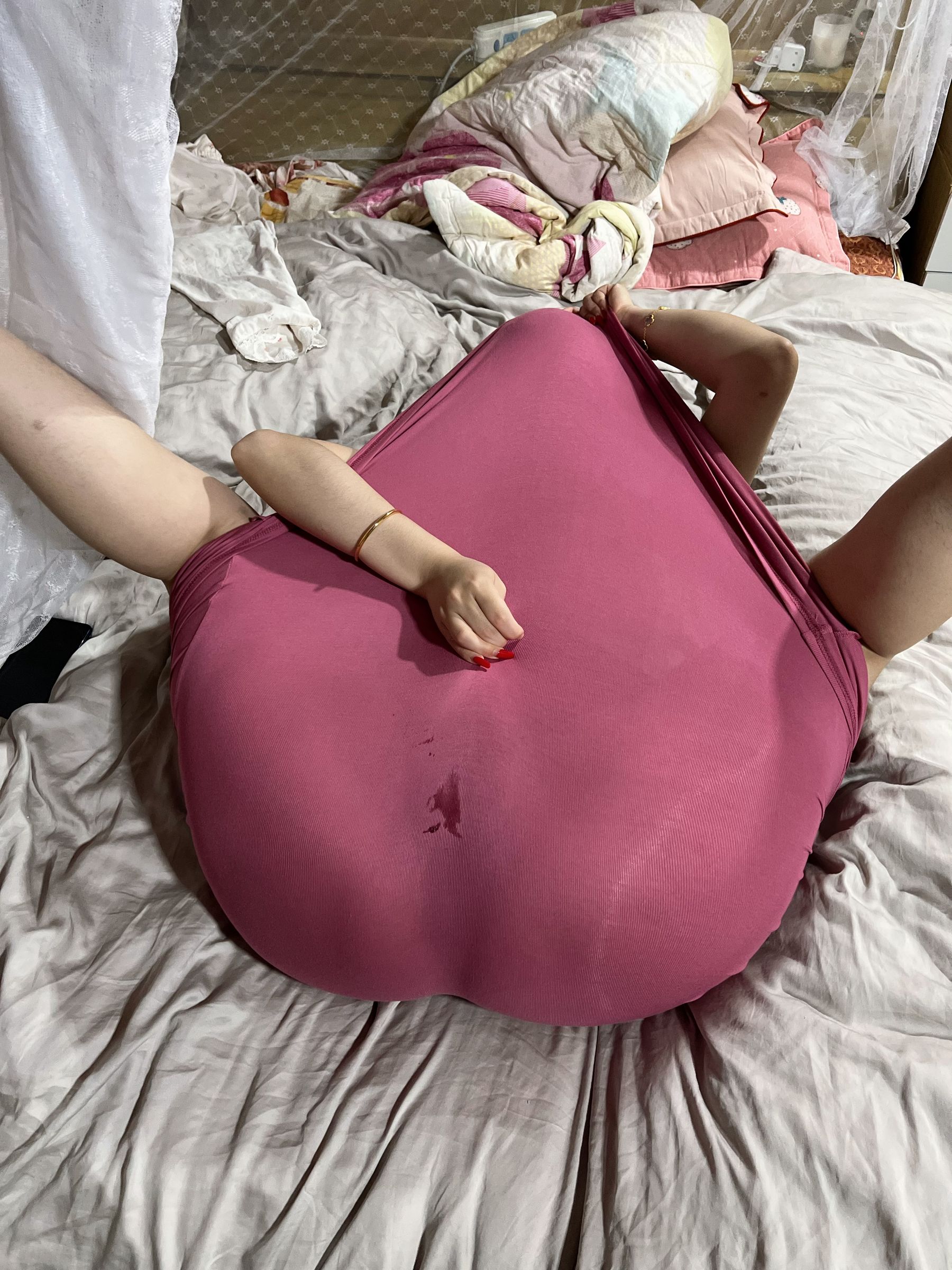 迷人的五姨太 – 湿身诱惑 [19P]