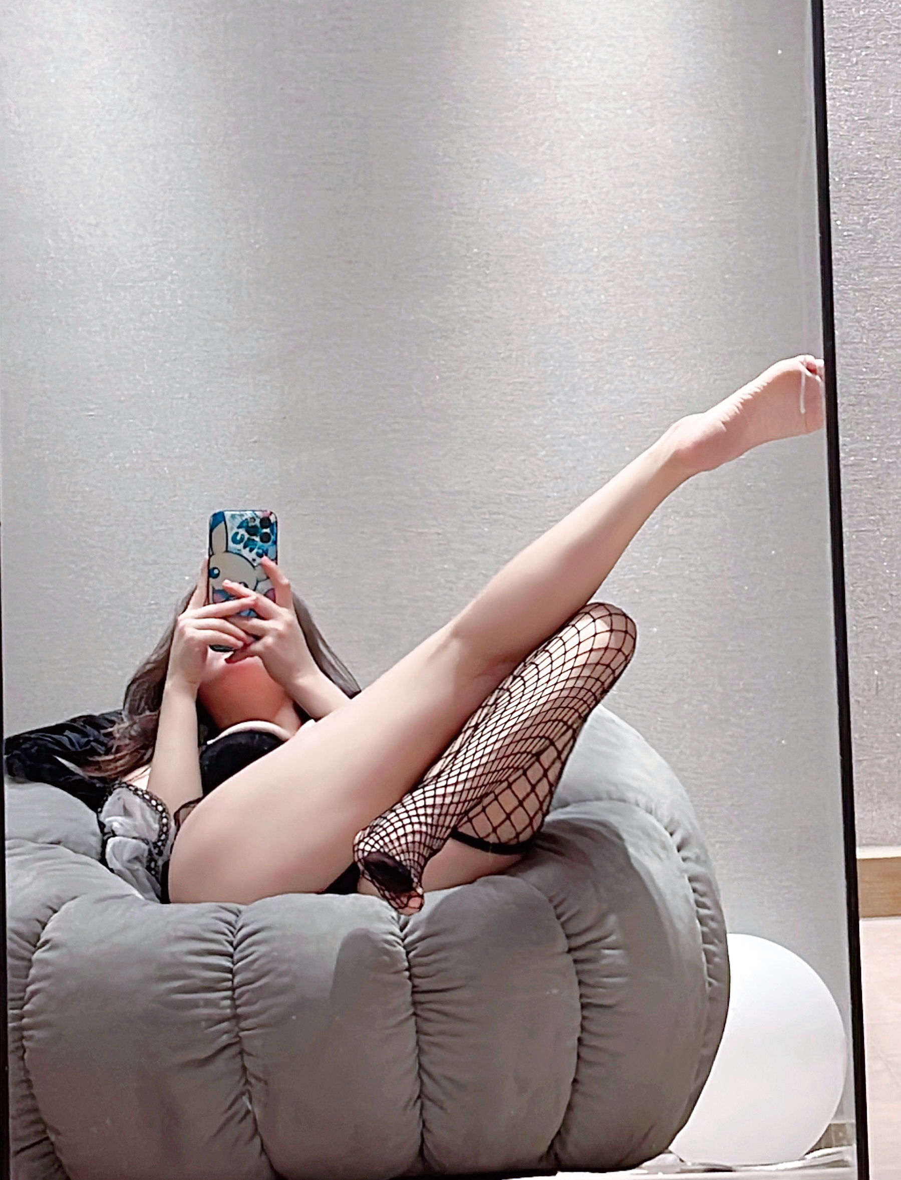 奔跑的晶骡儿 – 苗条身材 [18P]