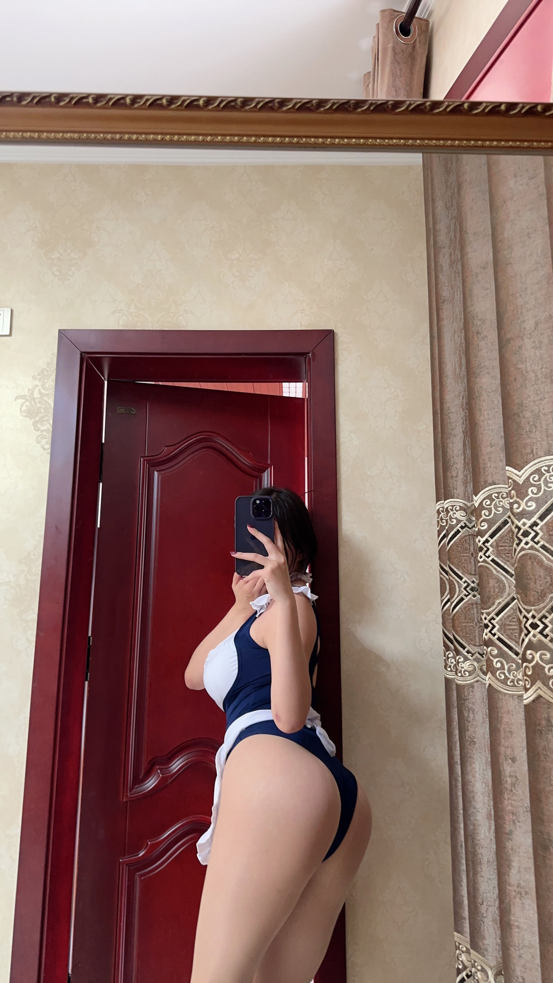 奶宝妹纸 – 性感女仆 [13P]