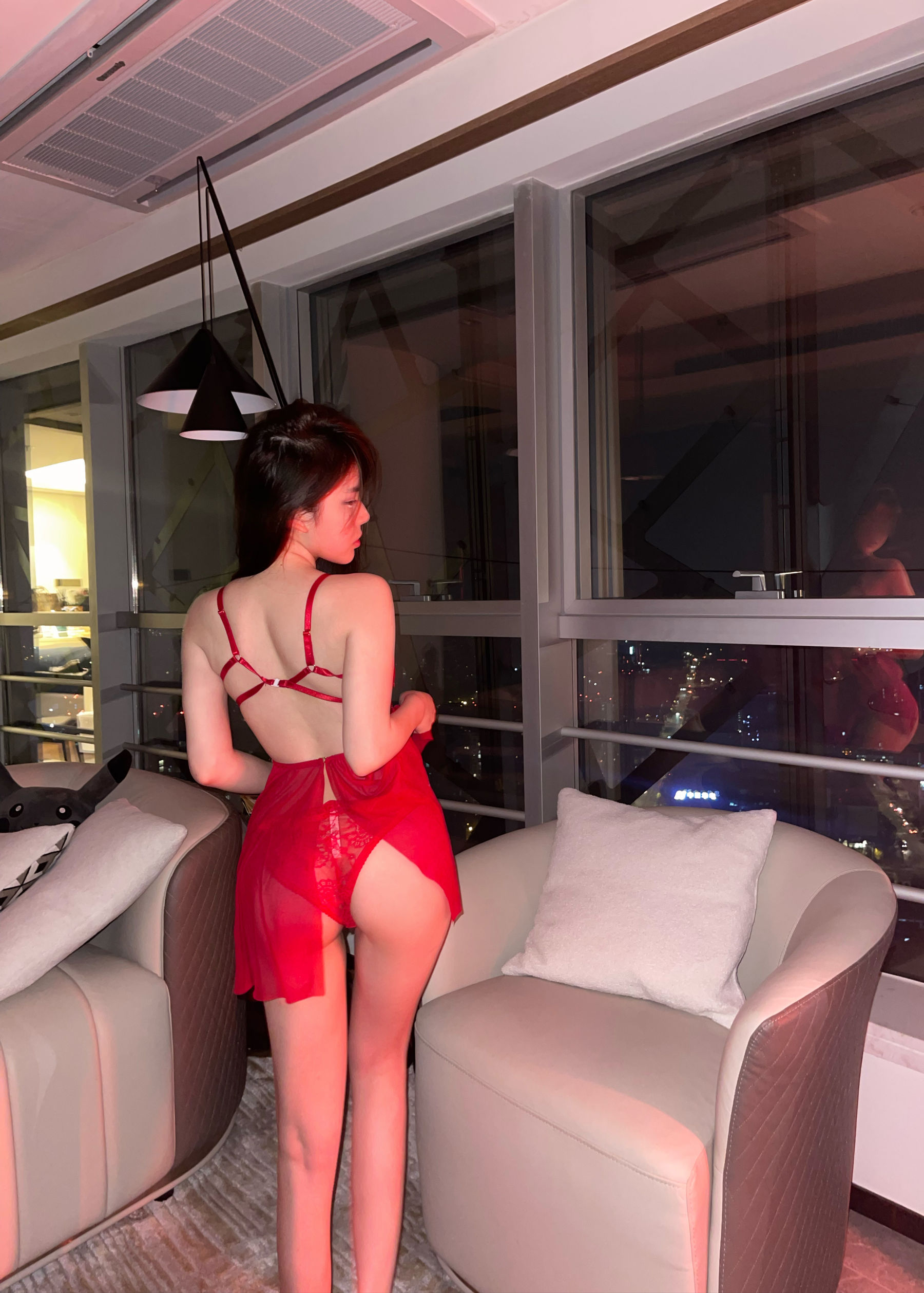 奔跑的晶骡儿 – 红裙 [45P]