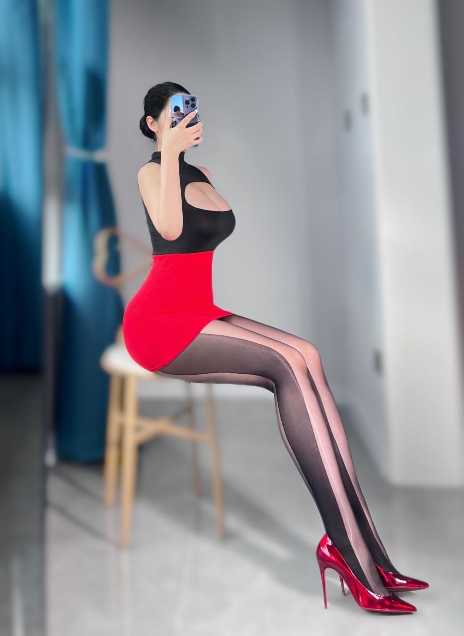 120斤的小王同学 – 秘书的猕猴桃 [54P]