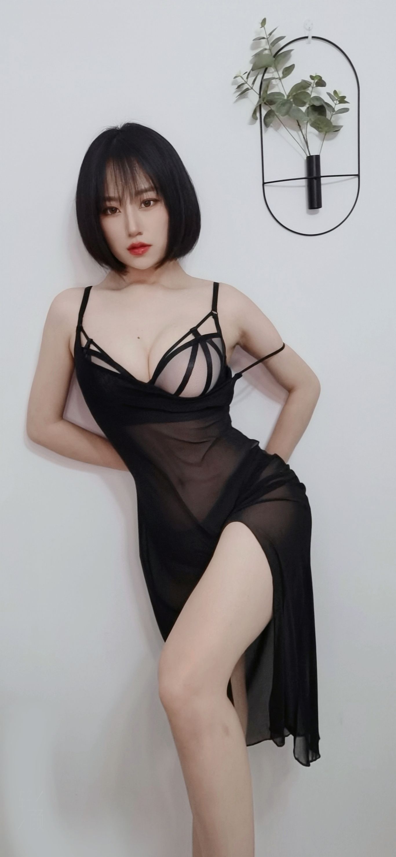 樱桃老师 – 费腰子 [30P]