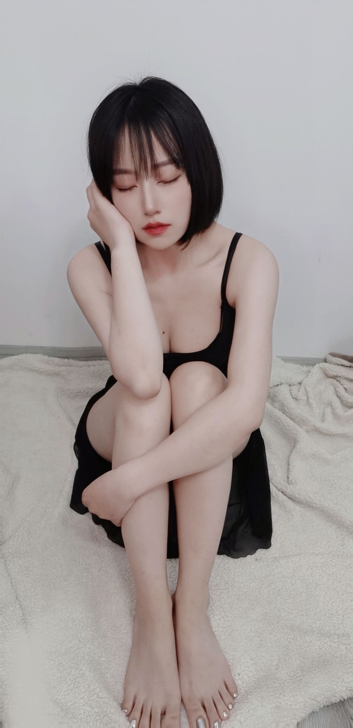 樱桃老师 – 费腰子 [30P]