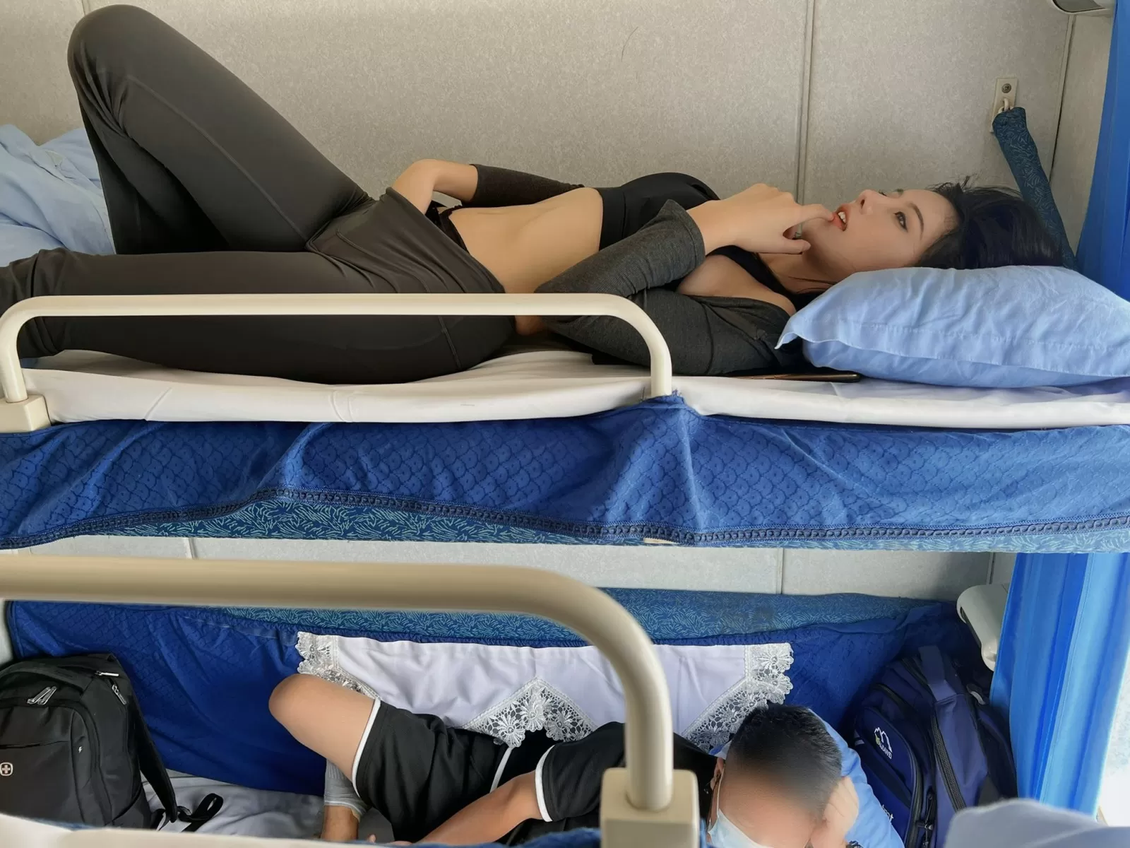 就是阿朱啊 – 微密圈私拍流出图集3 [29P]